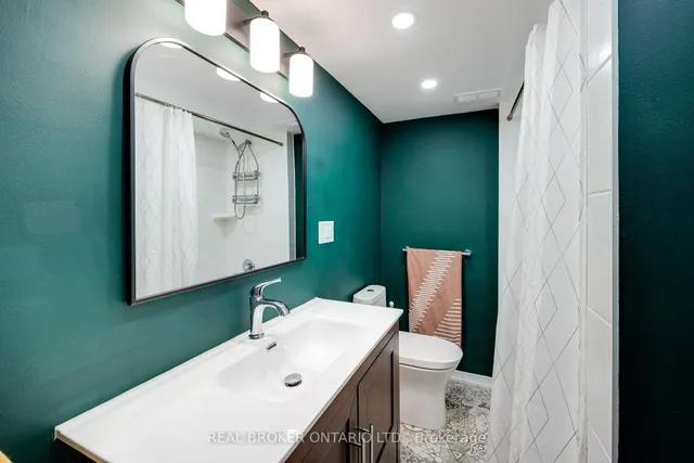 Additional image 20 of 716 The West Mall Unit 309