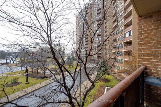 Additional image 18 of 716 The West Mall Unit 309