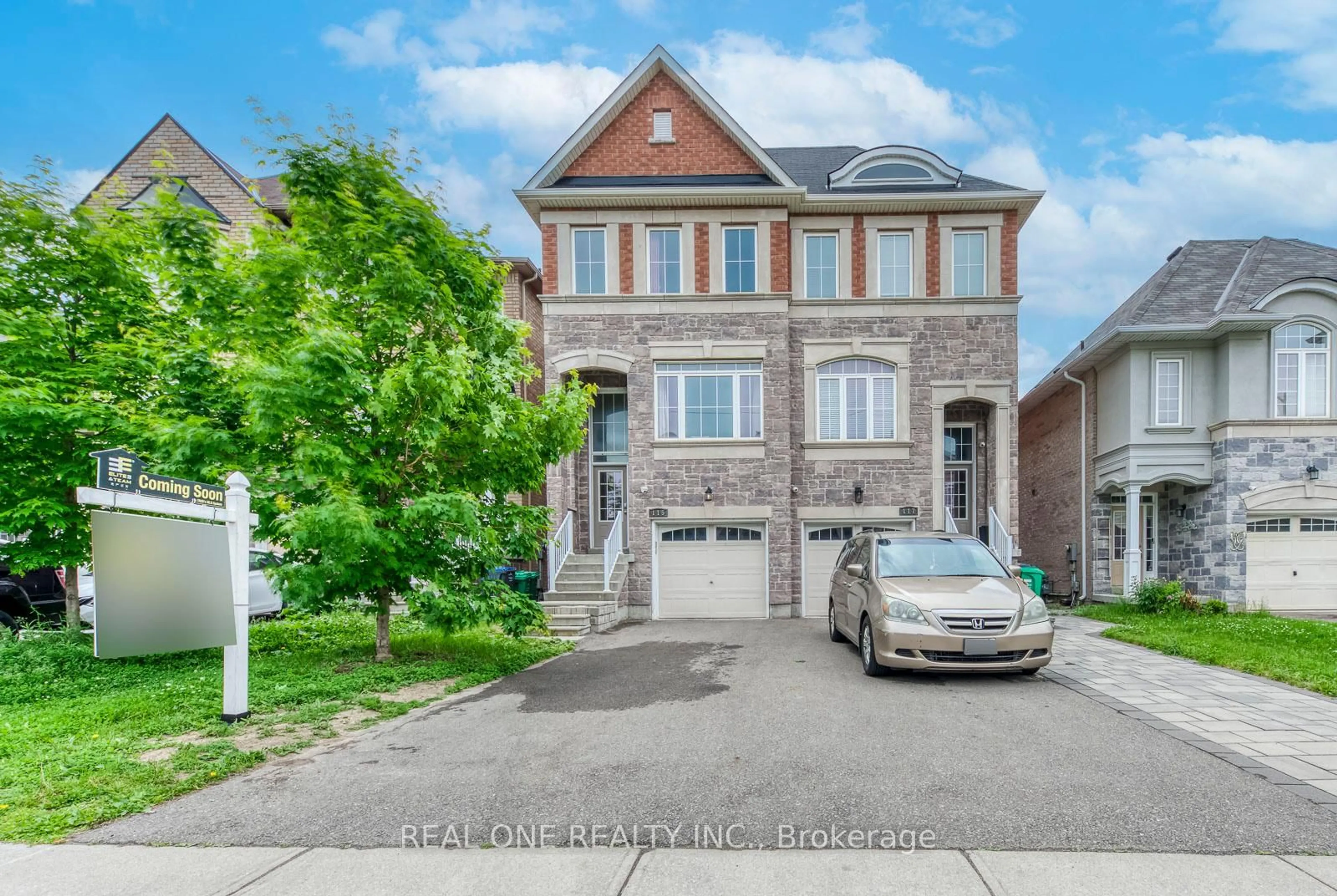 Home with brick exterior material, street for 115 Preston Meadow Ave, Mississauga Ontario L4Z 0C3