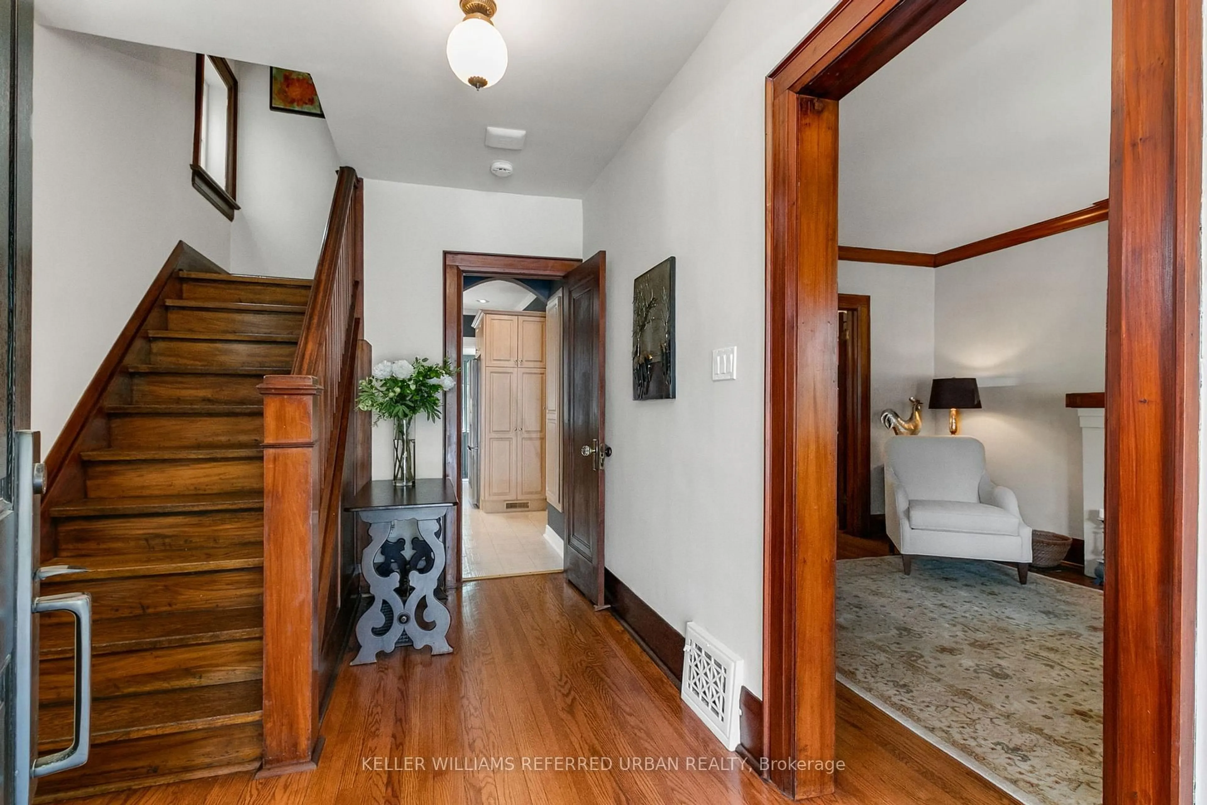 Indoor foyer for 83 Ardagh St, Toronto Ontario M6S 1Y6