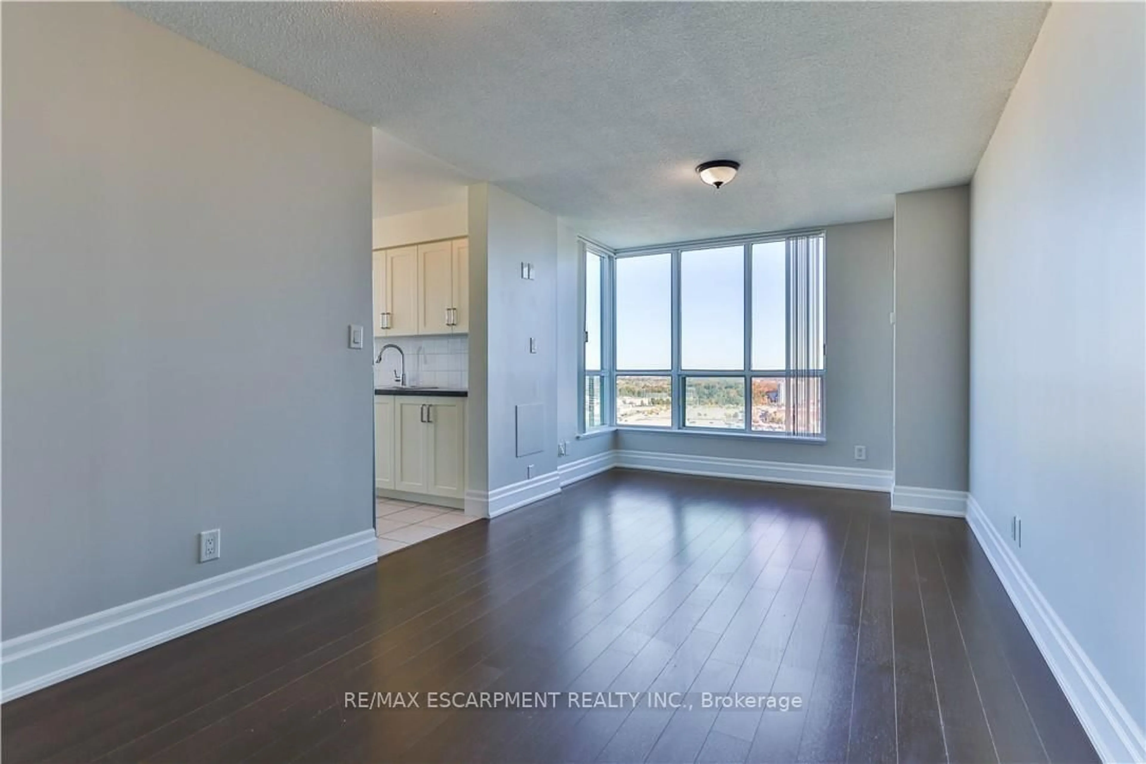 A pic of a room for 4850 Glen Erin Dr #PH3, Mississauga Ontario L5M 7S1