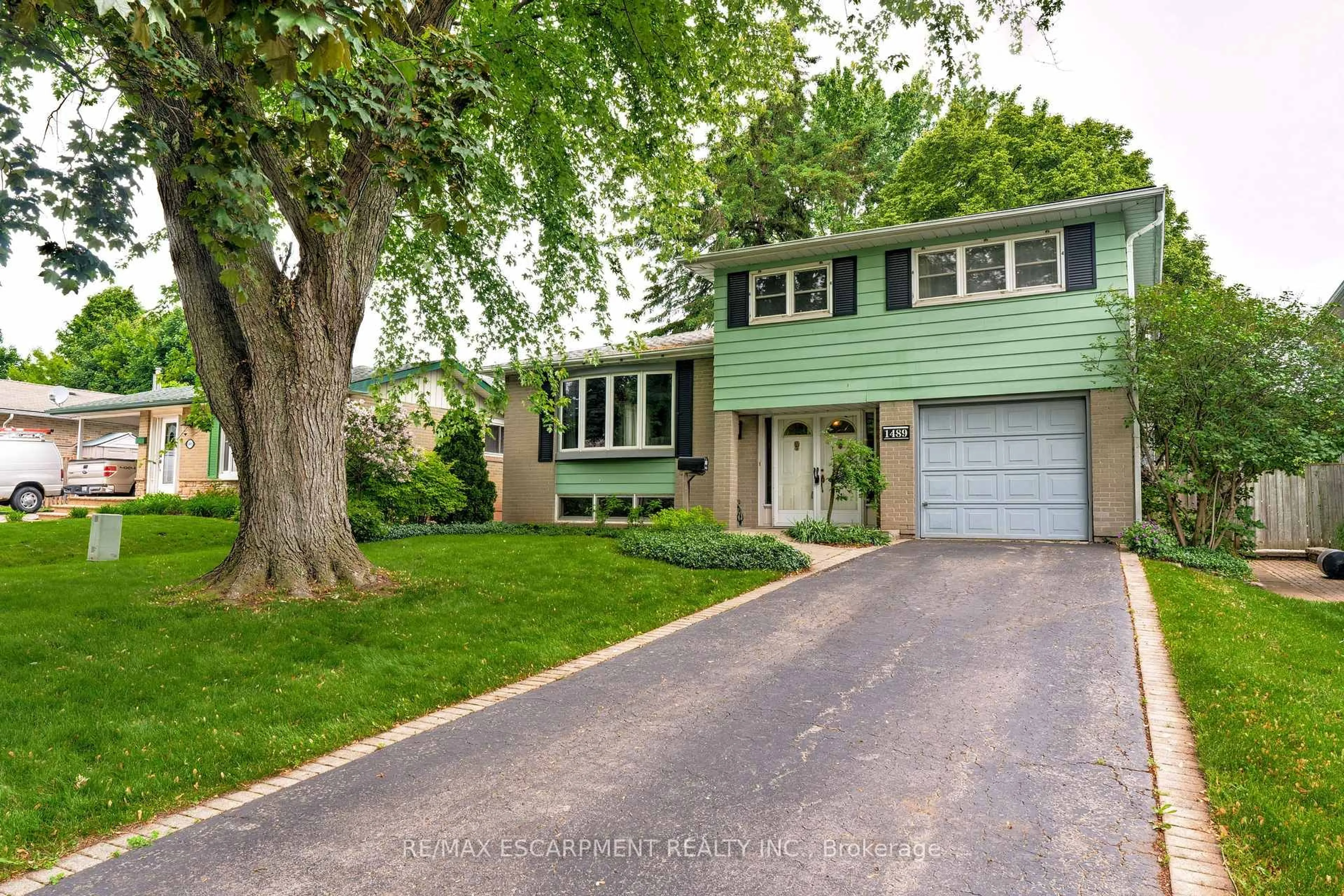 Unknown for 1489 RUSHOLME Cres, Burlington Ontario L7M 1M4