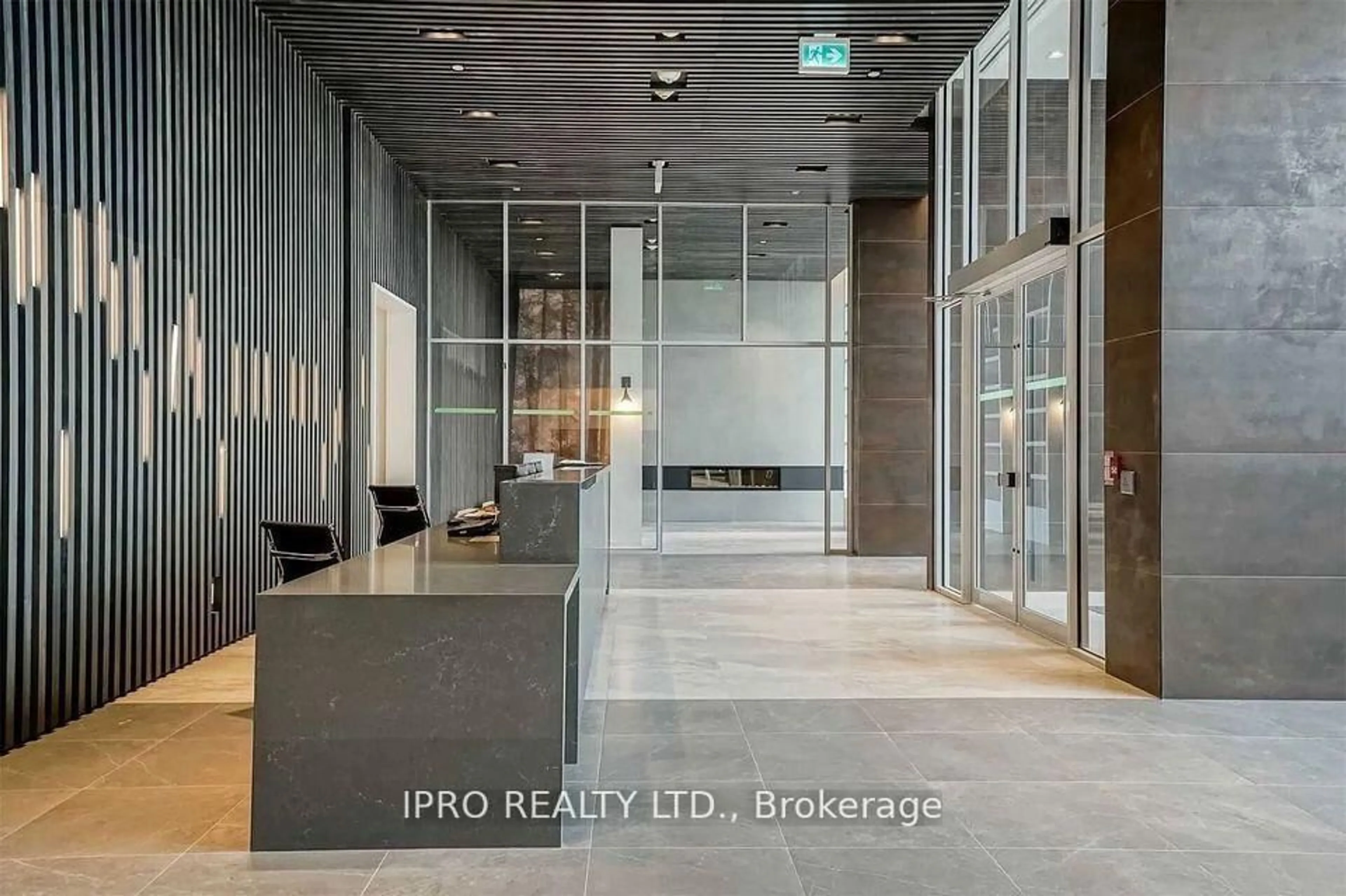 Unknown for 2485 Taunton Rd #430, Oakville Ontario L6H 3R8