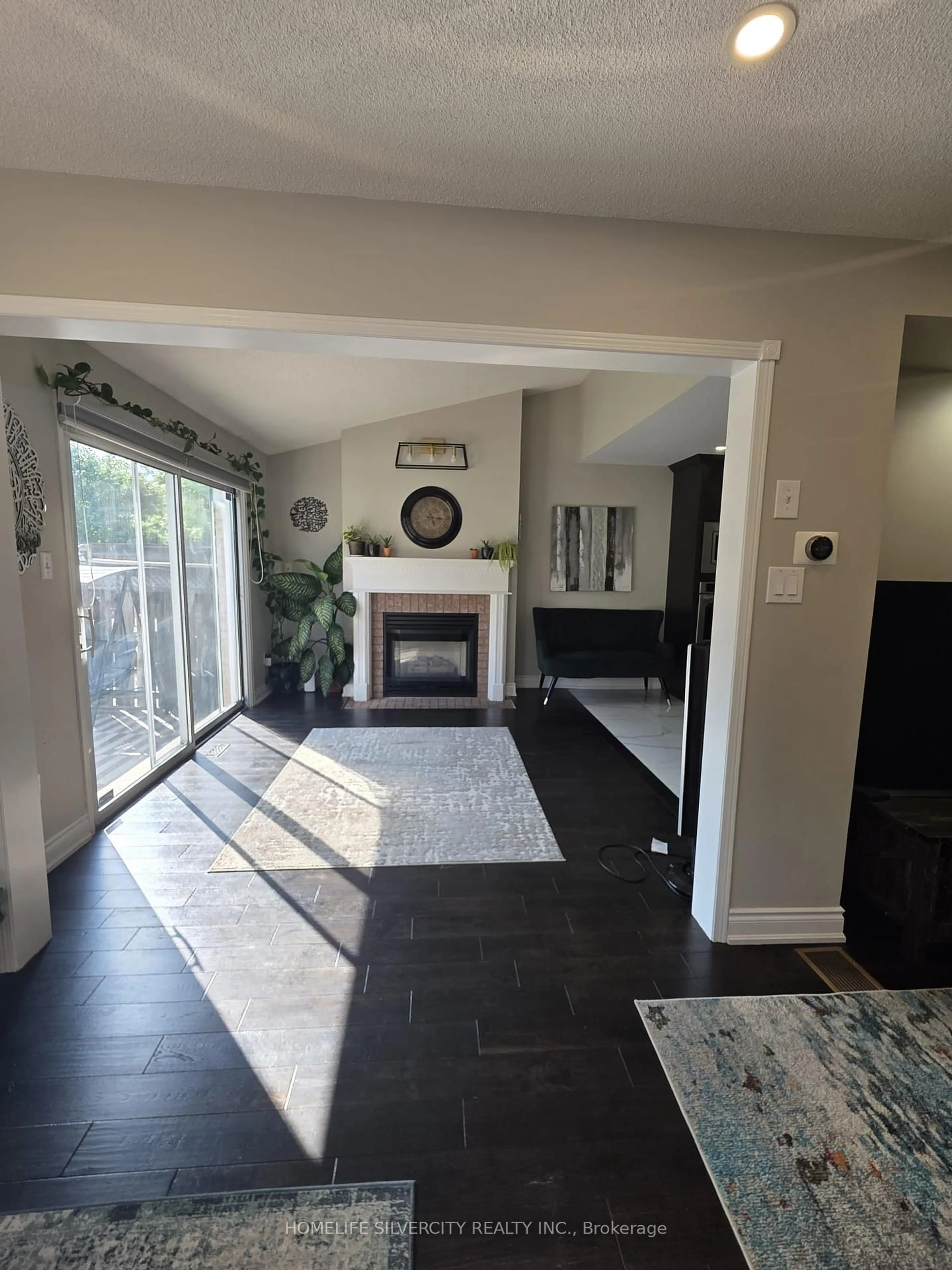 Unknown for 4800 Rosebush Rd, Mississauga Ontario L5M 5N1