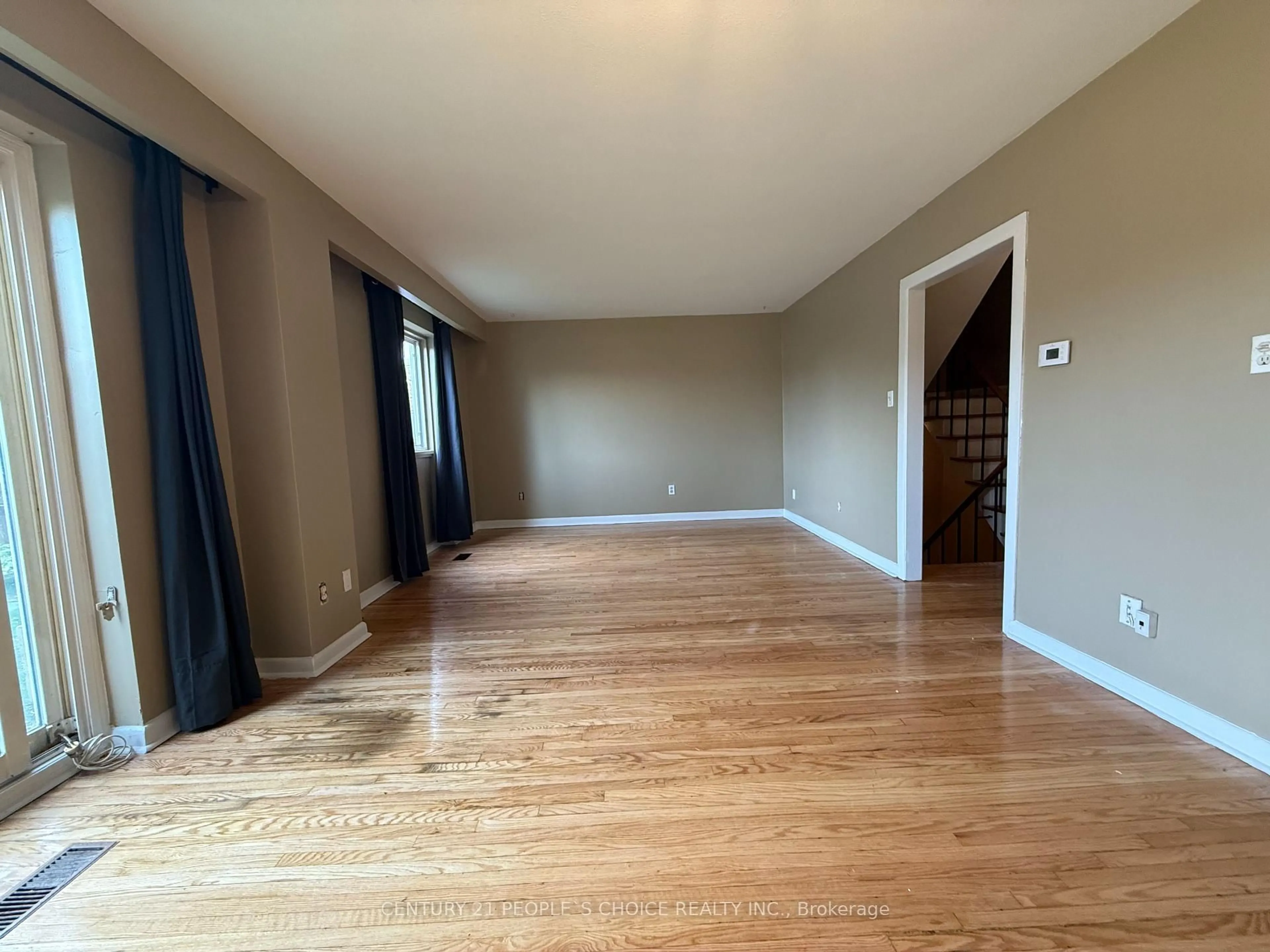 A pic of a room for 3308 The Credit Woodlands #15, Mississauga Ontario L5C 2J8
