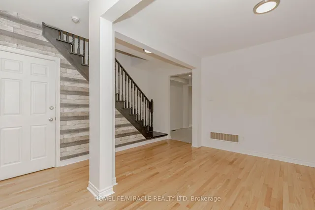 Additional property image - 1015 Job Cres