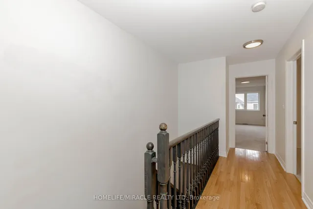 Additional property image - 1015 Job Cres