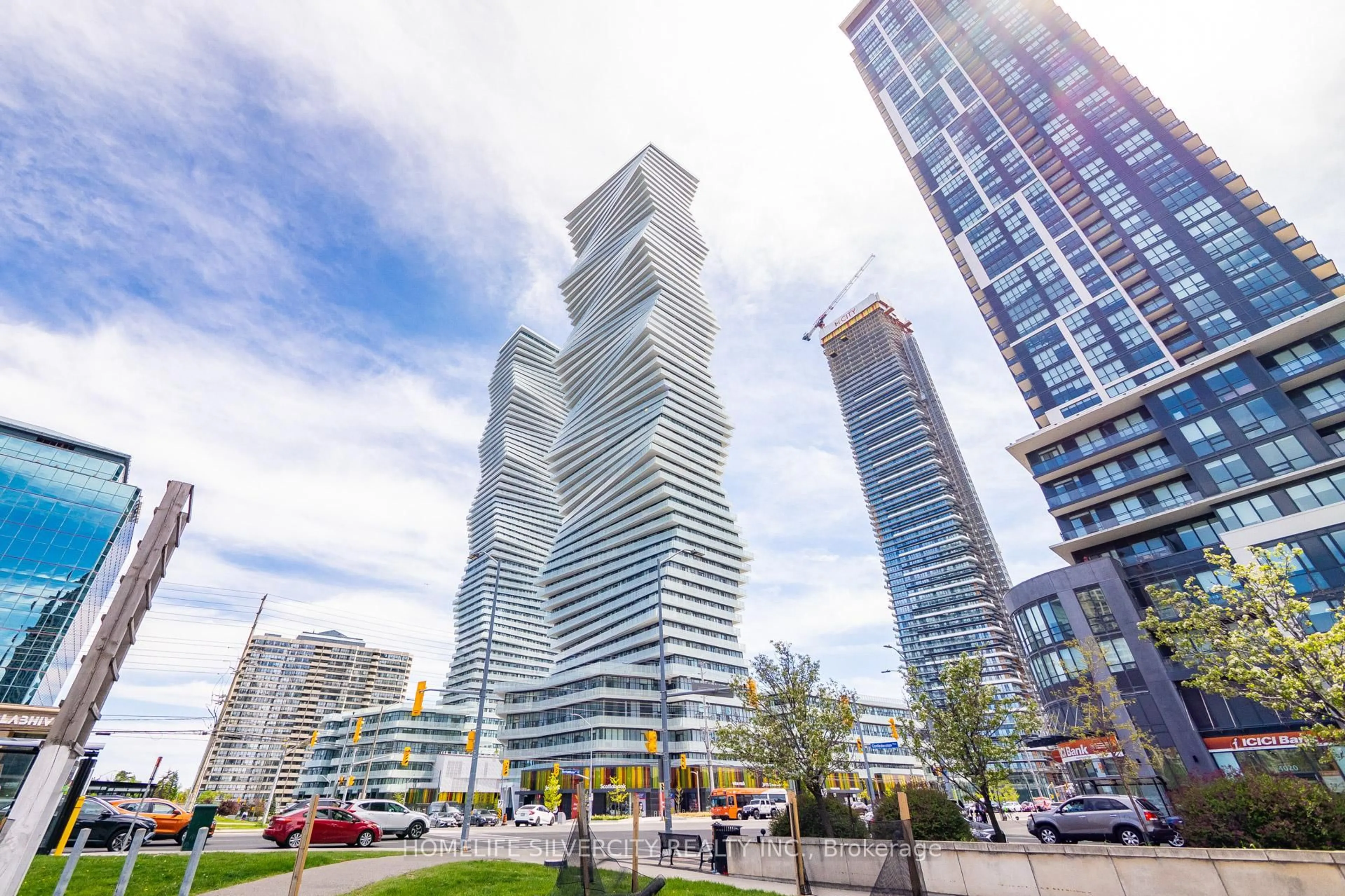 Unknown for 3900 Confederation Pkwy #4604, Mississauga Ontario L5B 0M3