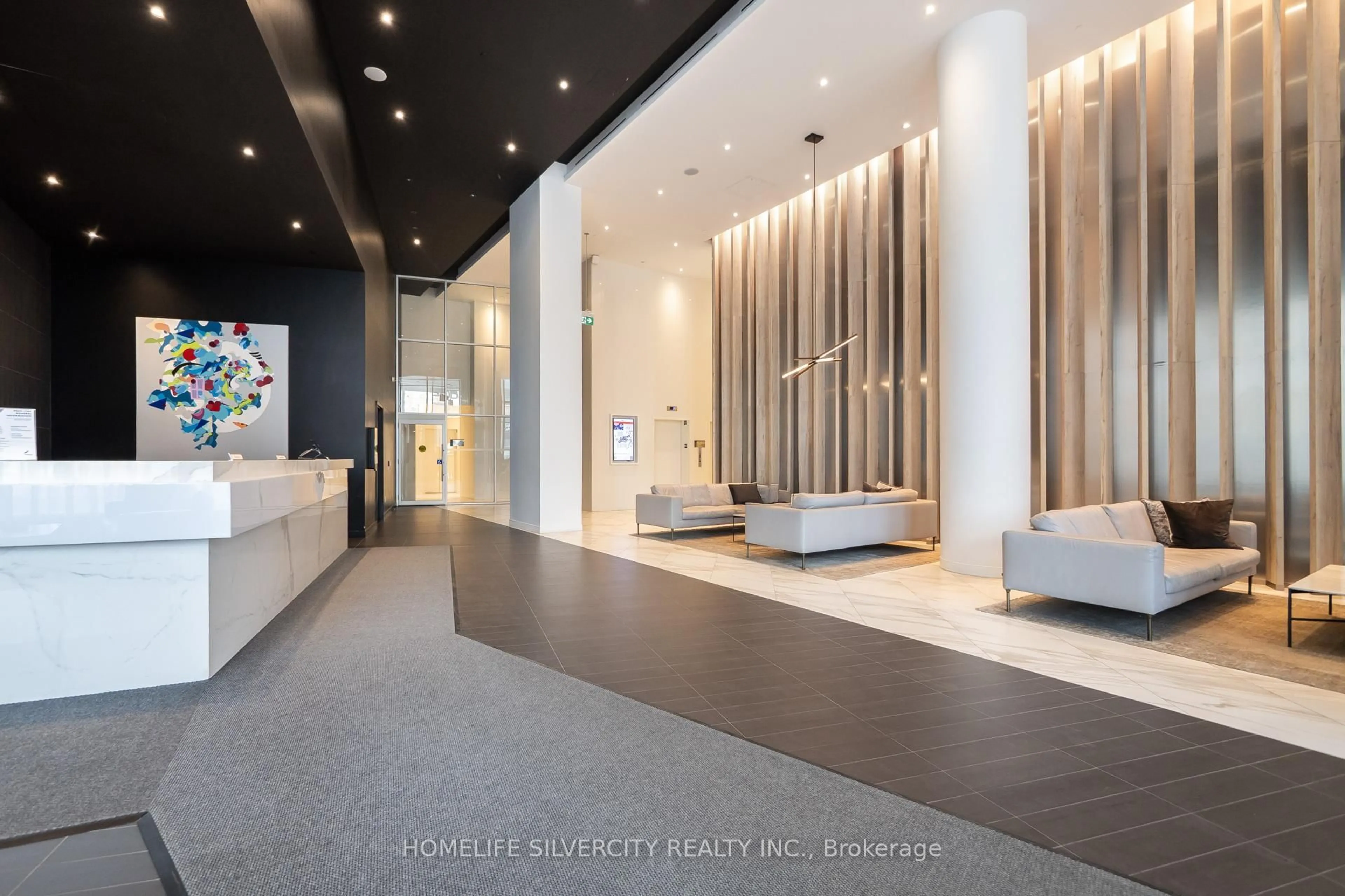 Lobby for 3900 Confederation Pkwy #4604, Mississauga Ontario L5B 0M3