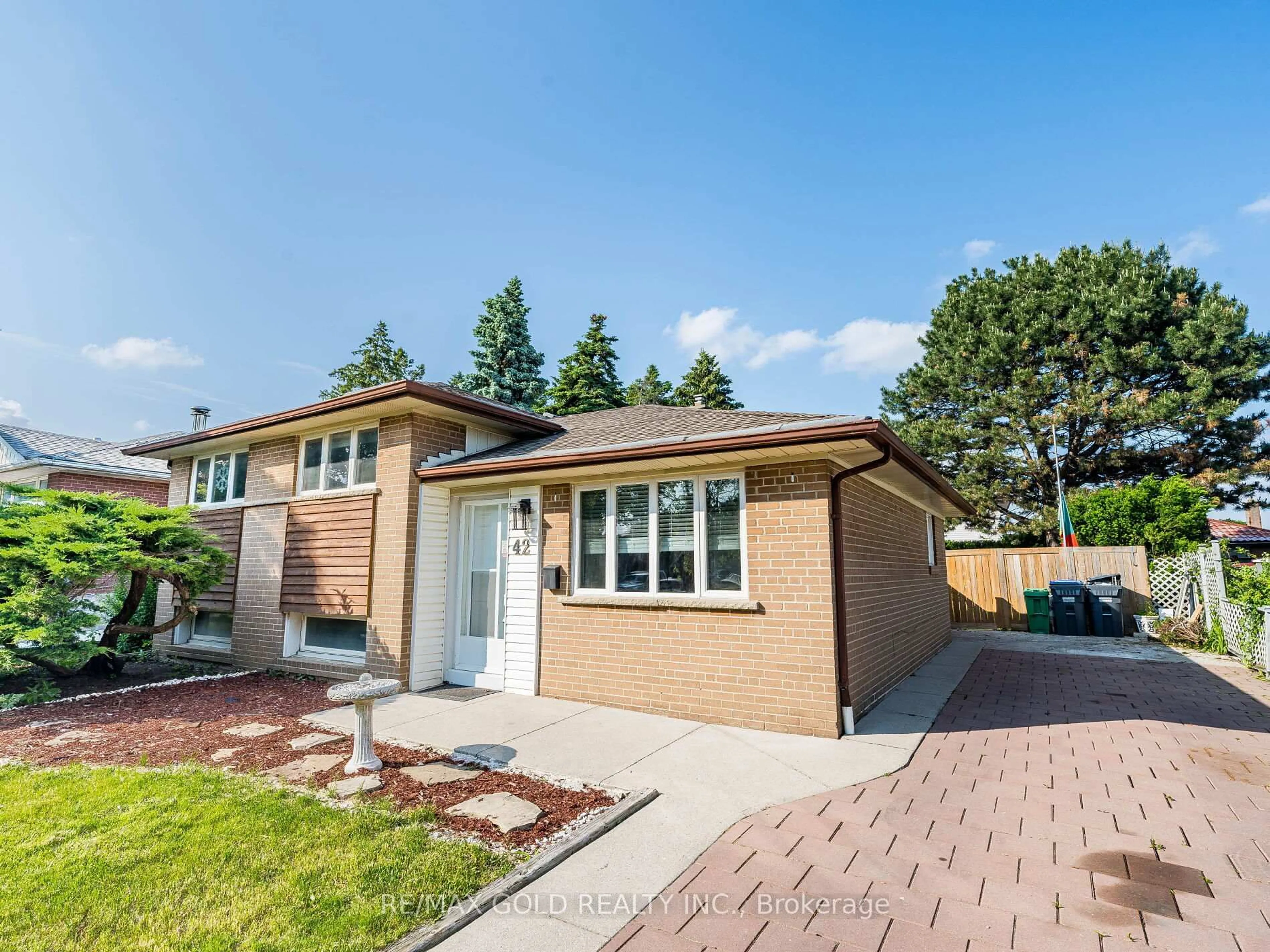 Home with brick exterior material, street for 42 Gretna Dr, Brampton Ontario L6X 2E7