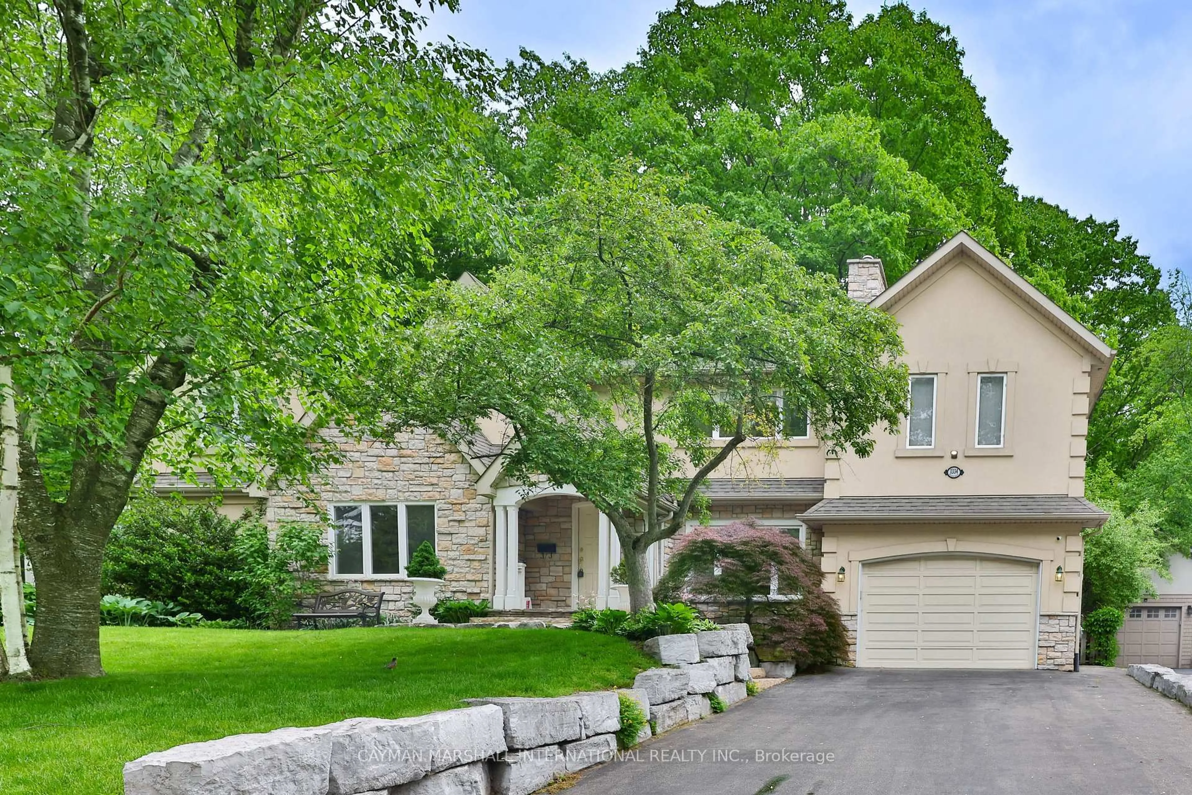 Home with brick exterior material, street for 1334 Devon Rd, Oakville Ontario L6J 2M1