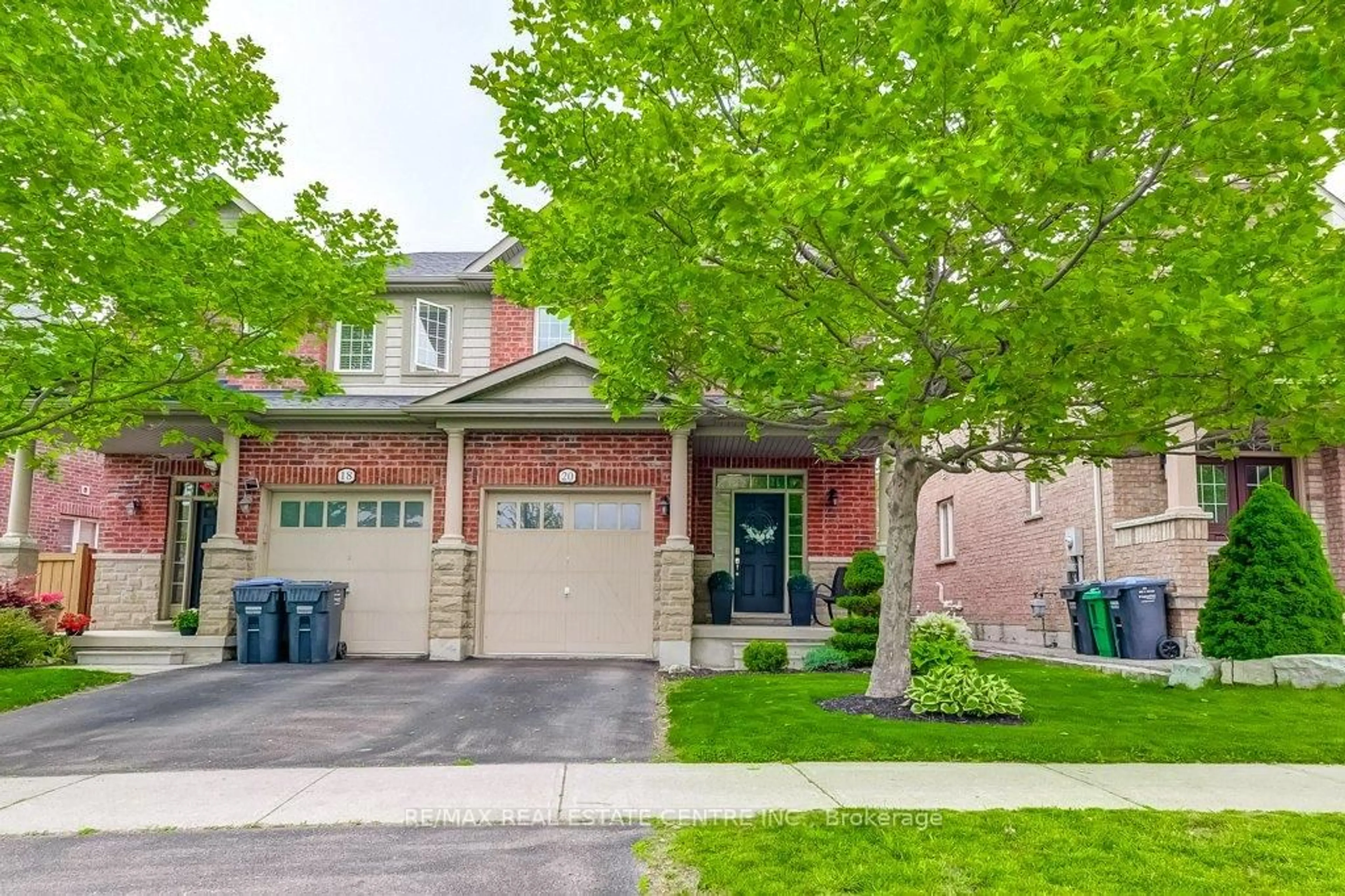 Home with brick exterior material, street for 20 Benadir Ave, Caledon Ontario L7C 3M8