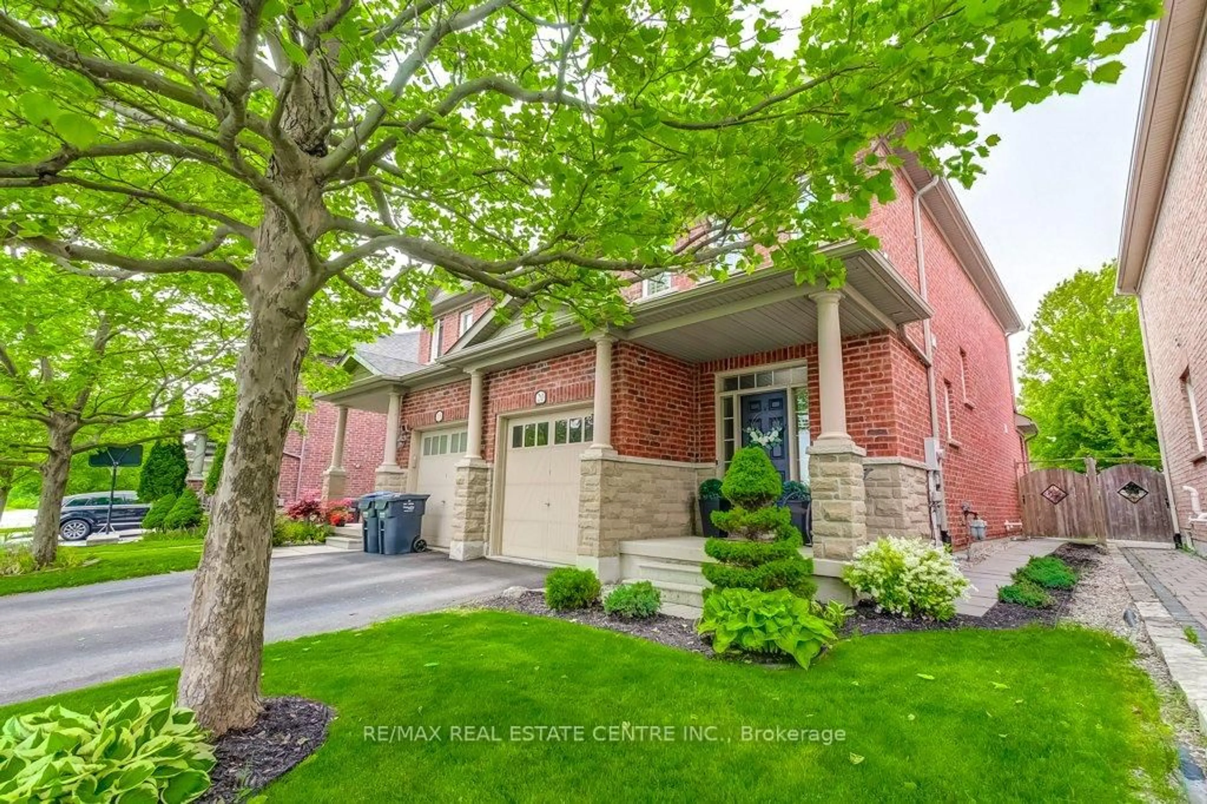 Home with brick exterior material, street for 20 Benadir Ave, Caledon Ontario L7C 3M8