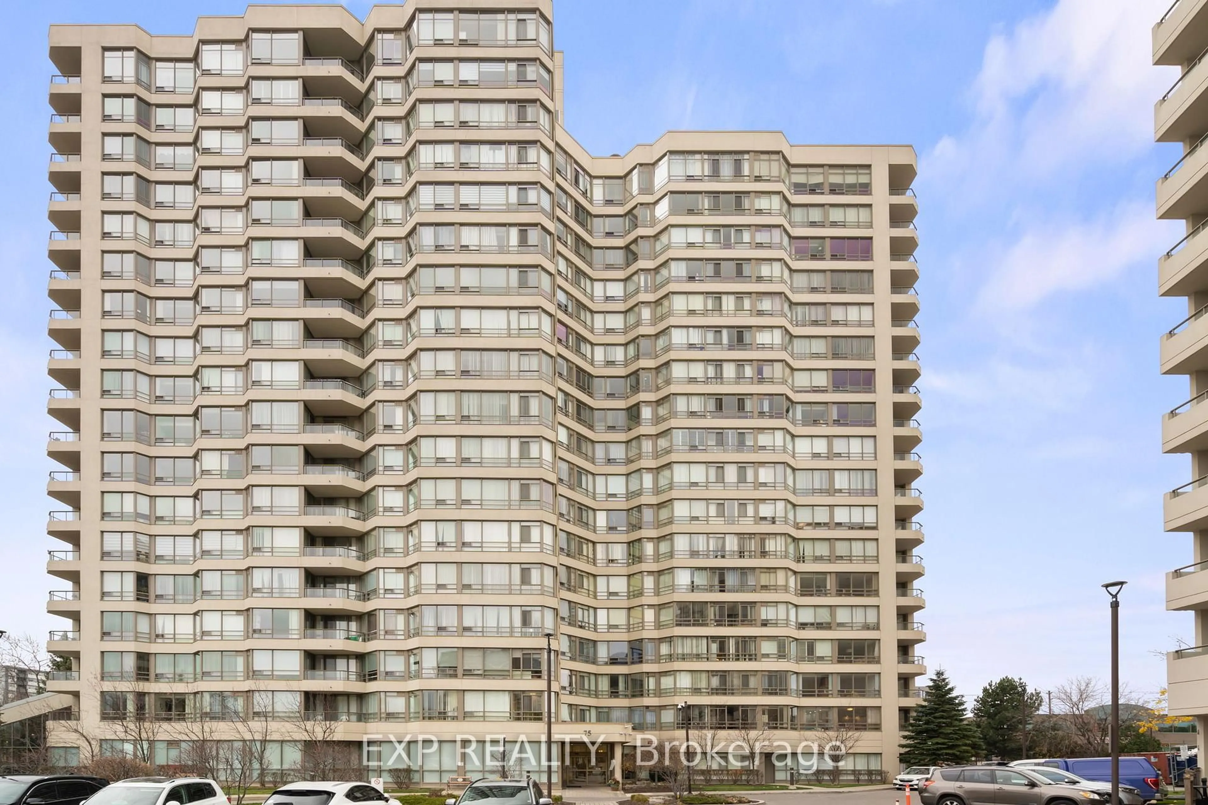 Unknown for 75 King St #706, Mississauga Ontario L5A 4G5
