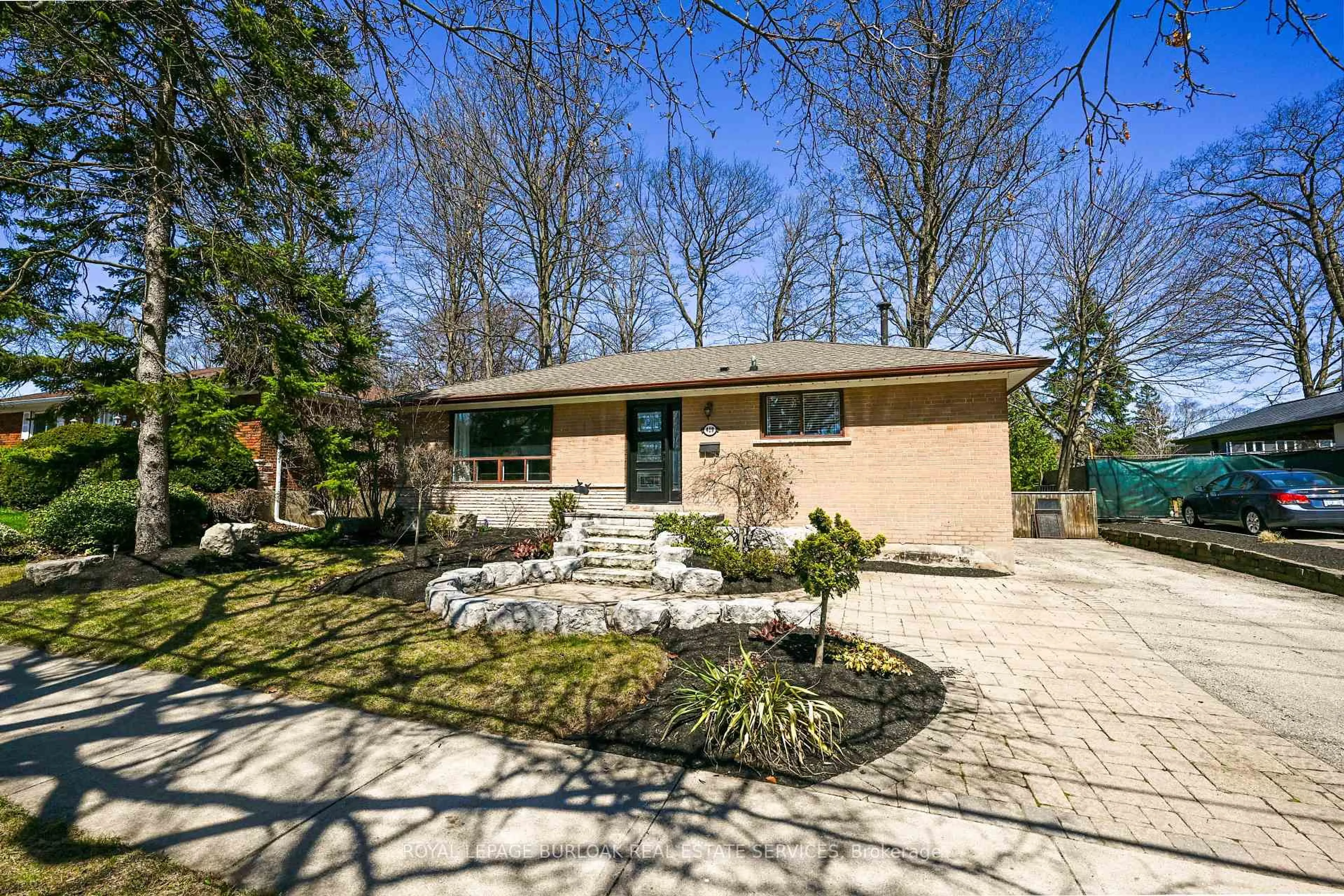 Home with brick exterior material, street for 419 Hampton Heath Rd, Burlington Ontario L7L 4R3