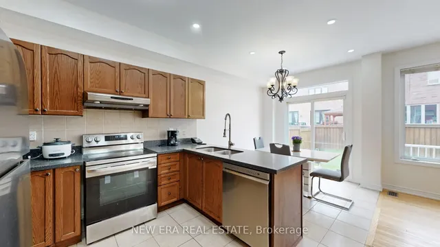 Additional property image - 26 Openbay Gdns