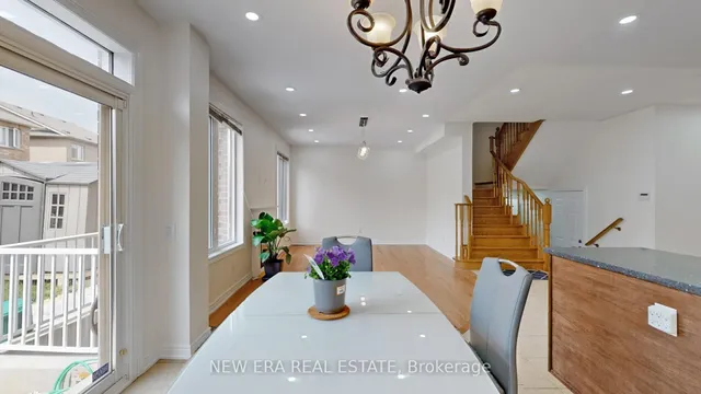 Additional property image - 26 Openbay Gdns