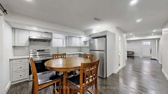Additional property image - 26 Openbay Gdns