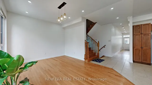 Additional property image - 26 Openbay Gdns