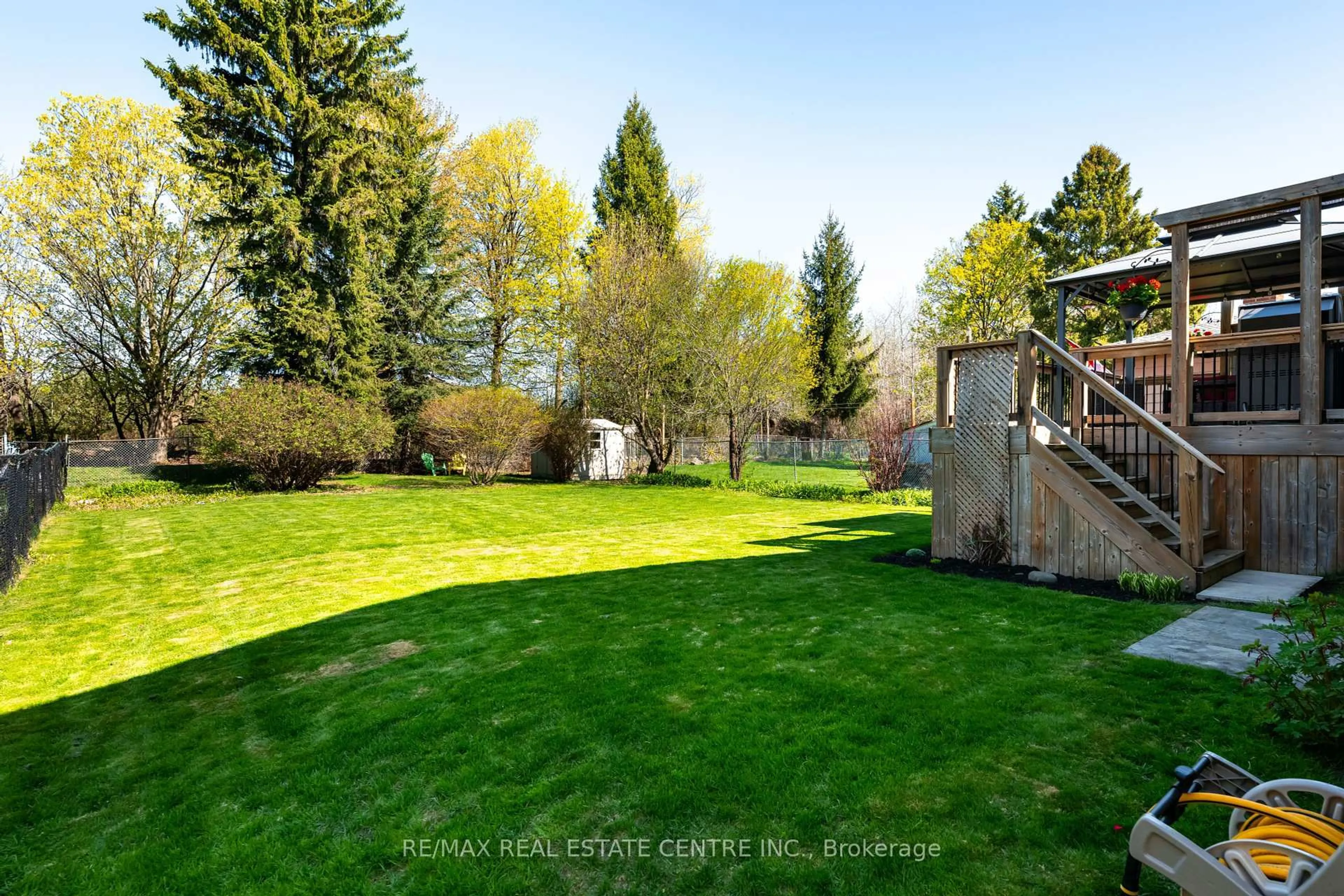 A pic from outside/outdoor area/front of a property/back of a property/a pic from drone, forest/trees view for 83 Highland Dr, Orangeville Ontario L9W 3J5