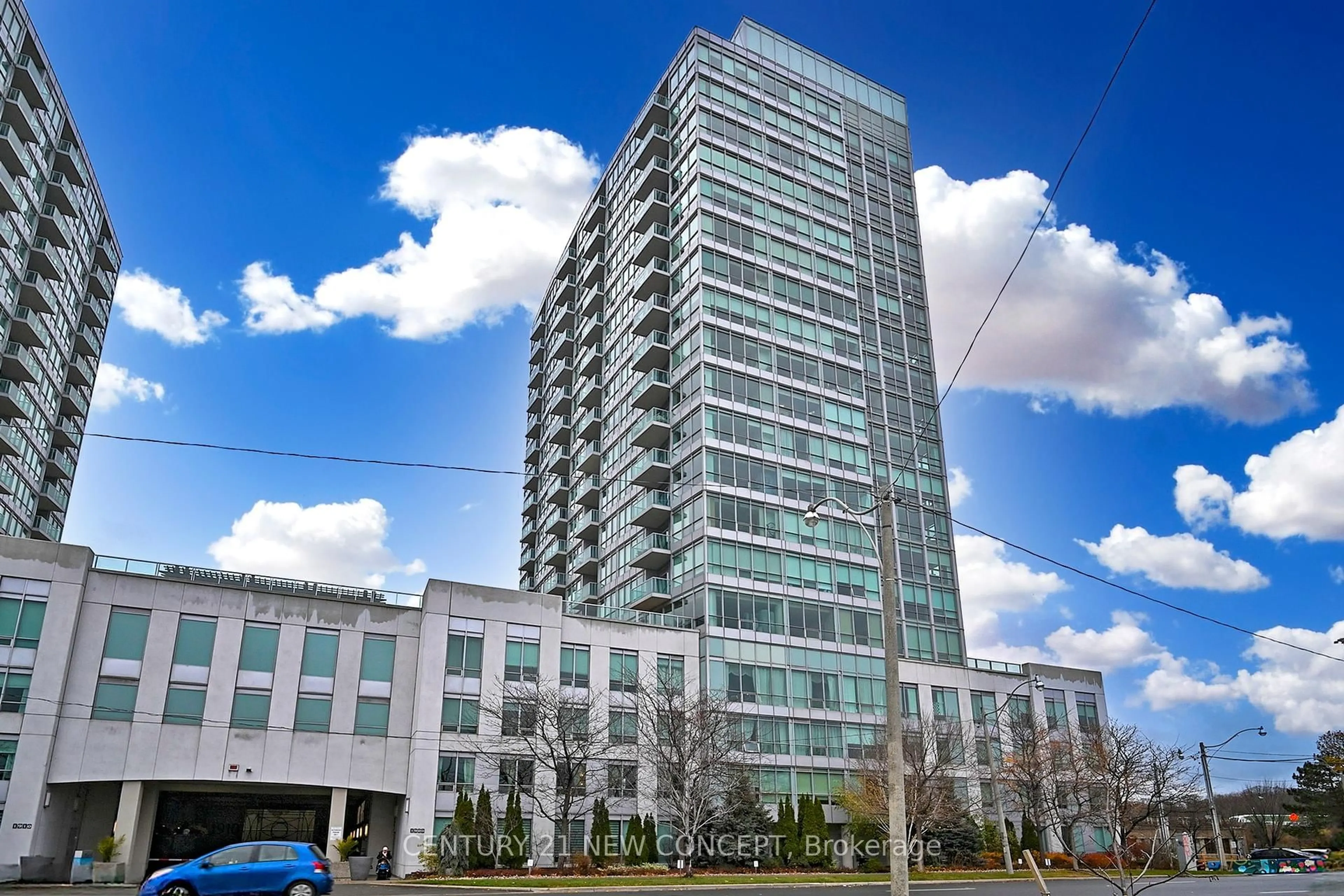 Indoor foyer for 1900 Lake Shore Blvd #704, Toronto Ontario M6S 1A4