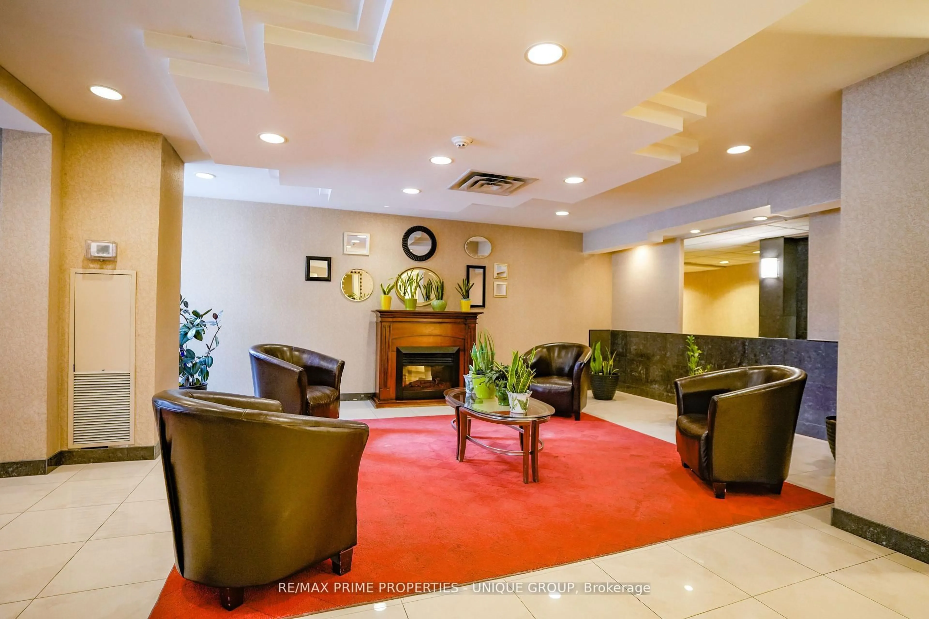 Lobby for 300 Webb Dr #706, Mississauga Ontario L5B 3W3