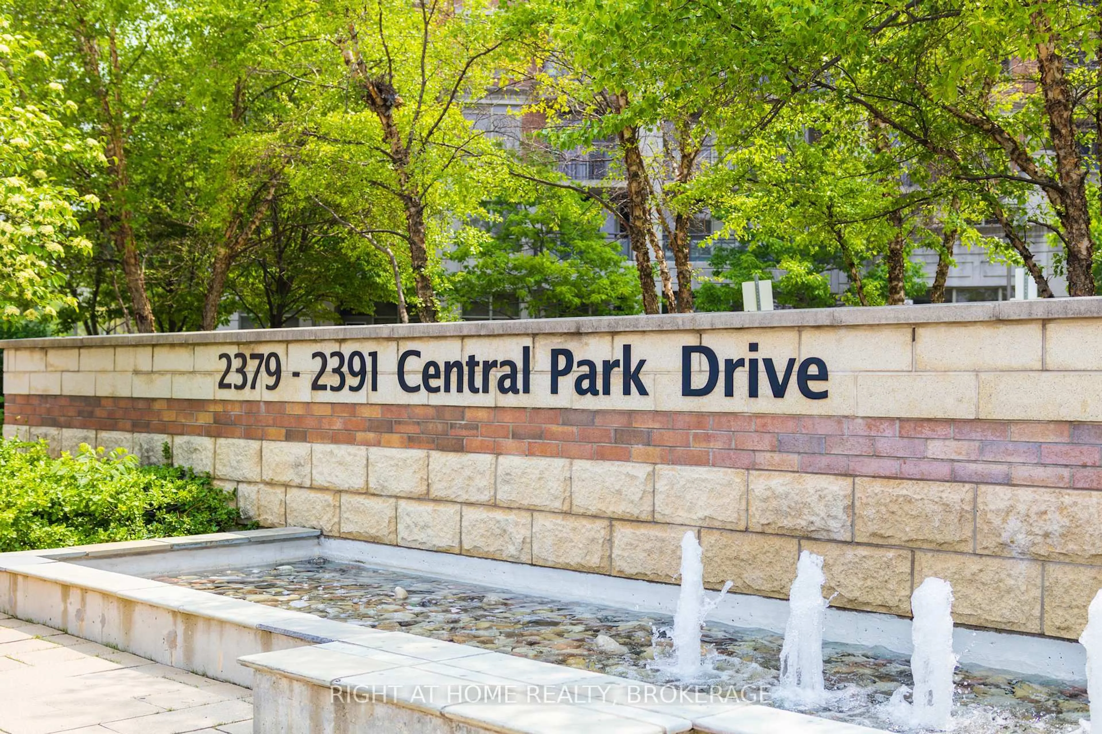 Unknown for 2391 Central Park Dr #809, Oakville Ontario L6H 0E3