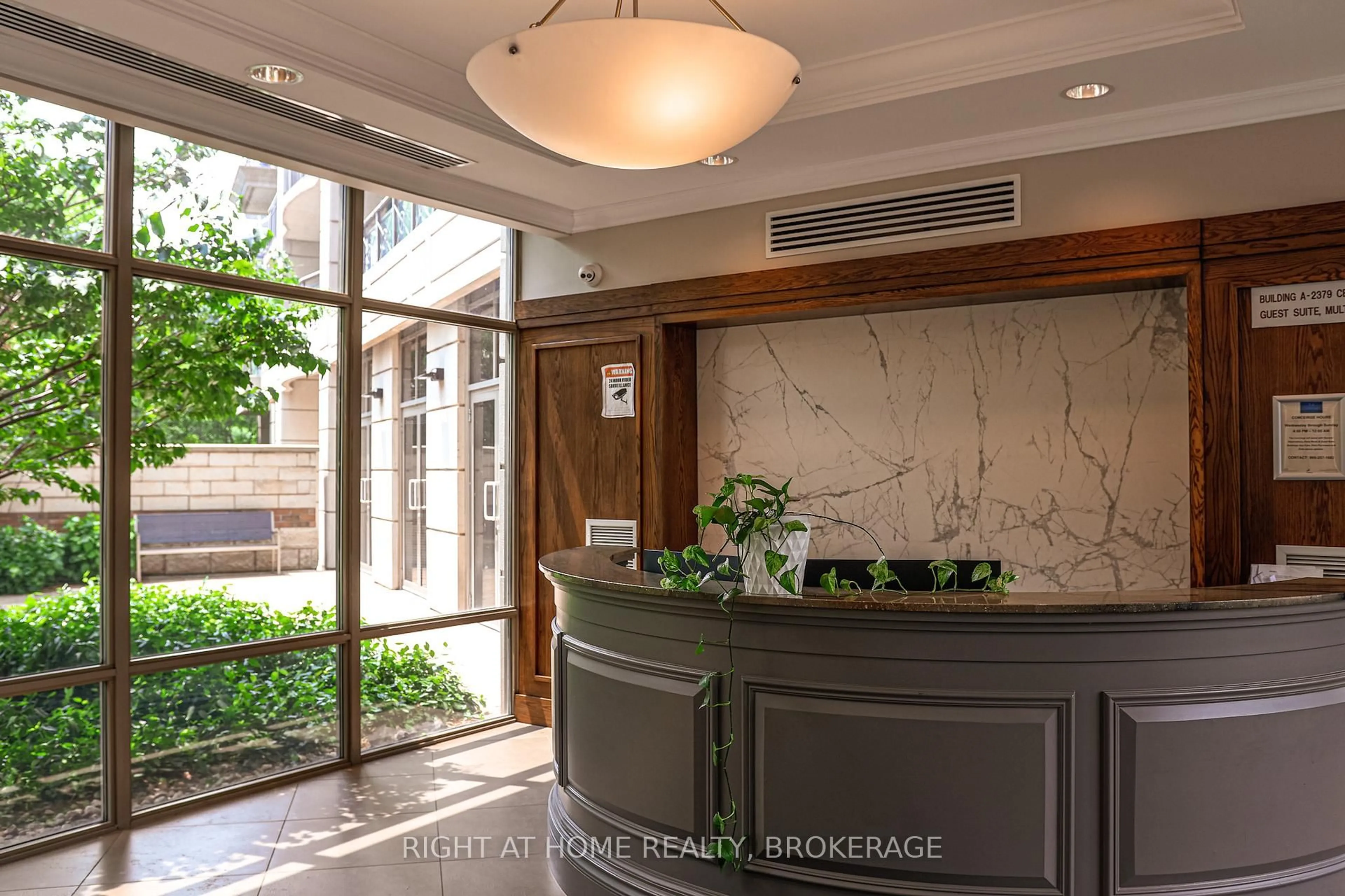 Unknown for 2391 Central Park Dr #809, Oakville Ontario L6H 0E3