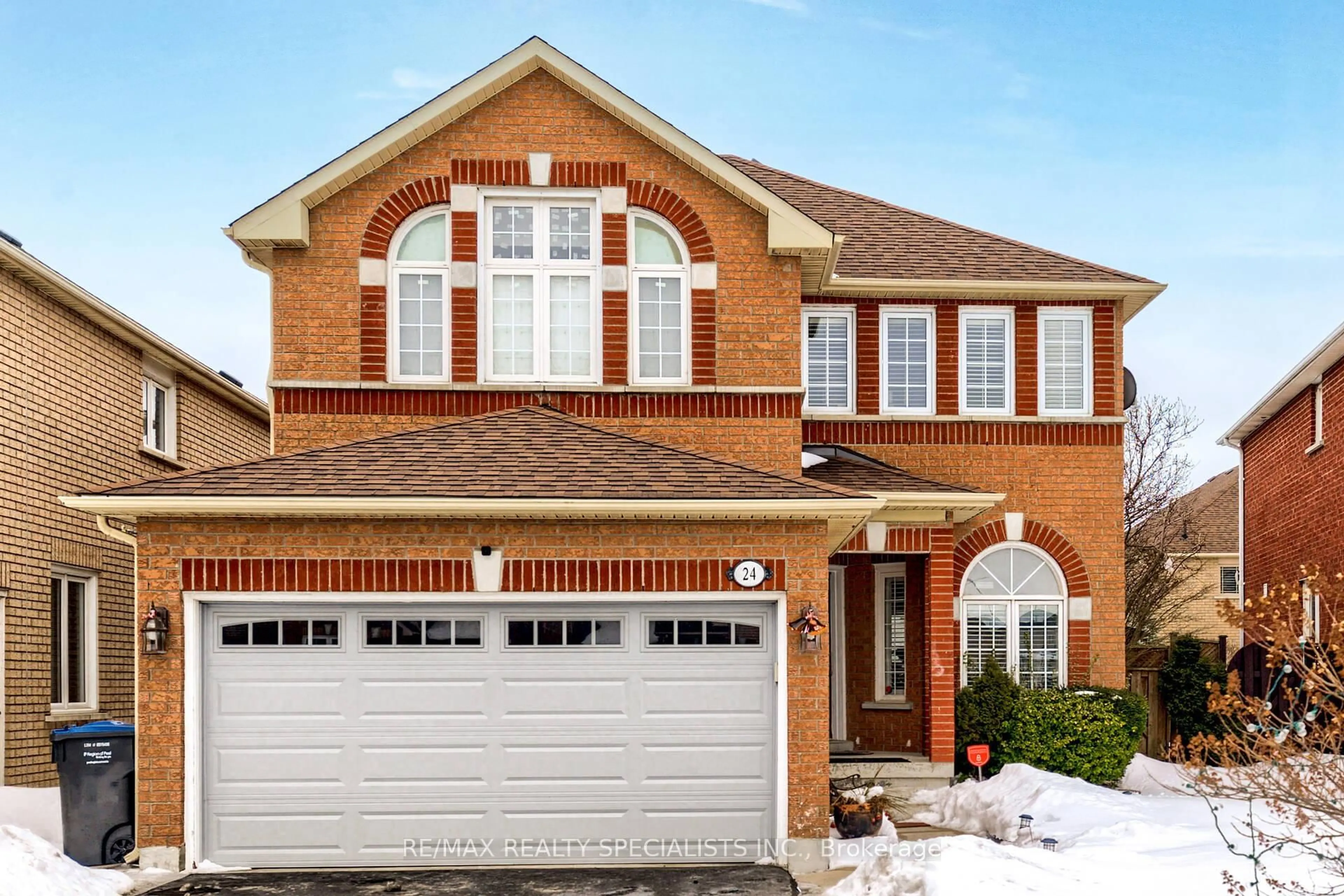 Home with brick exterior material, street for 24 Arthurs Cres, Brampton Ontario L6Y 4Y2