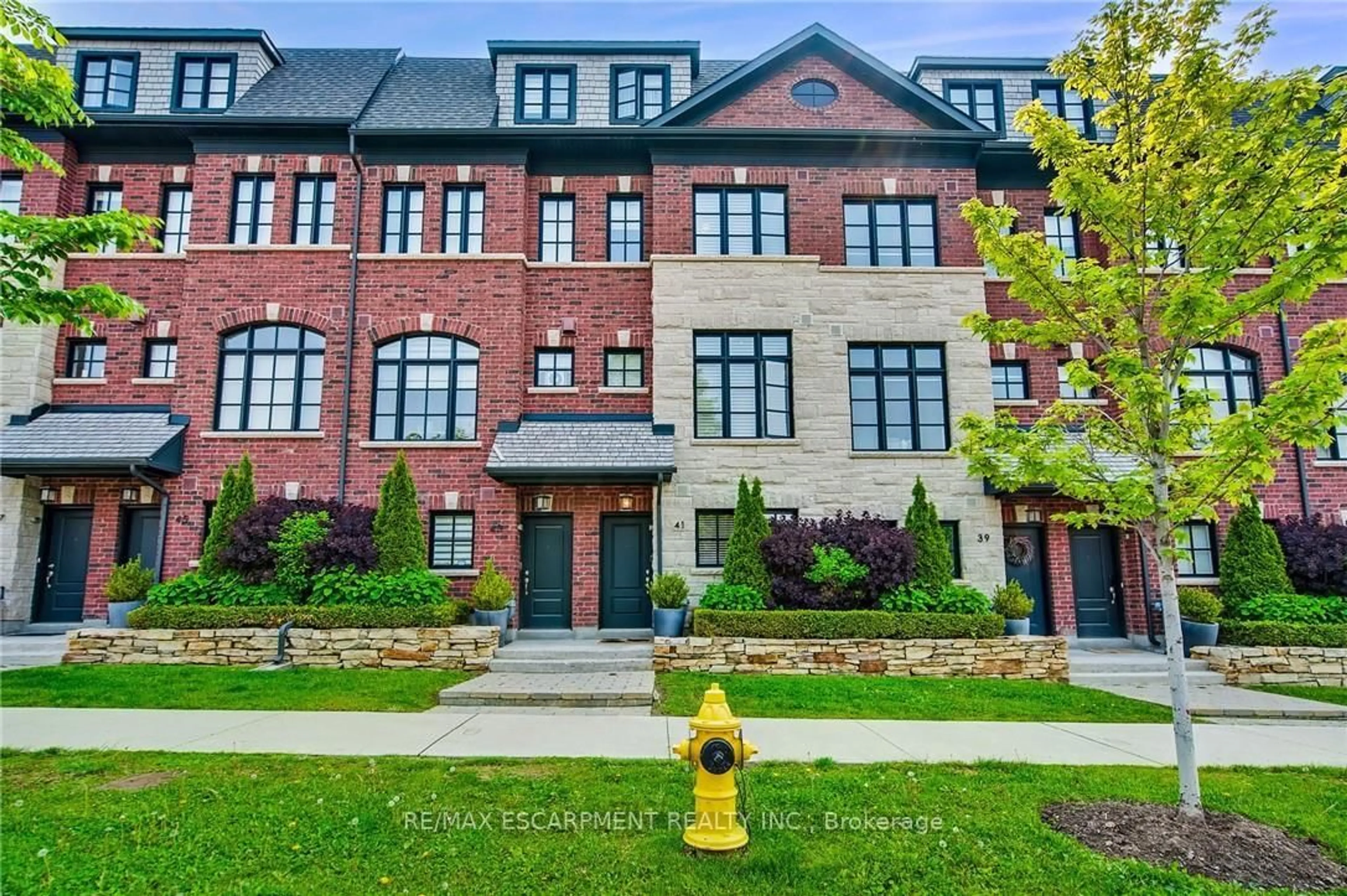 Home with brick exterior material, street for 41 Twenty Ninth St, Toronto Ontario M8V 3E2