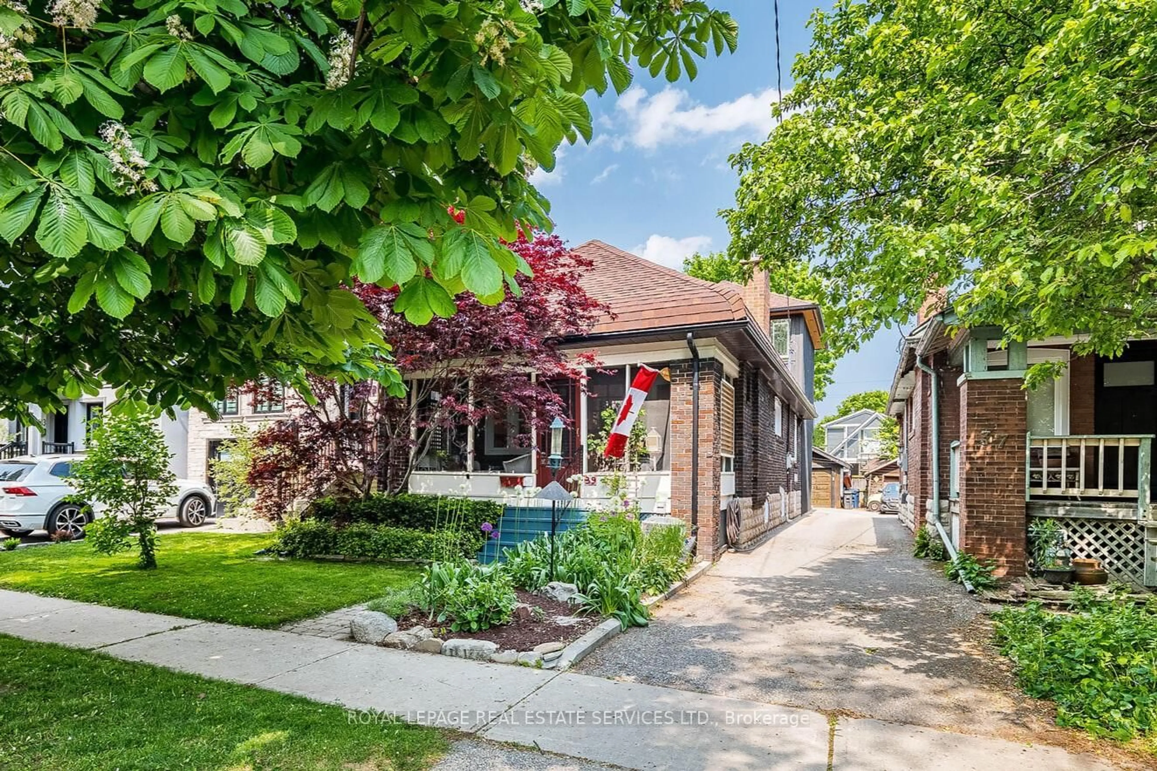 Patio, street for 39 Eighth St, Toronto Ontario M8V 3C2