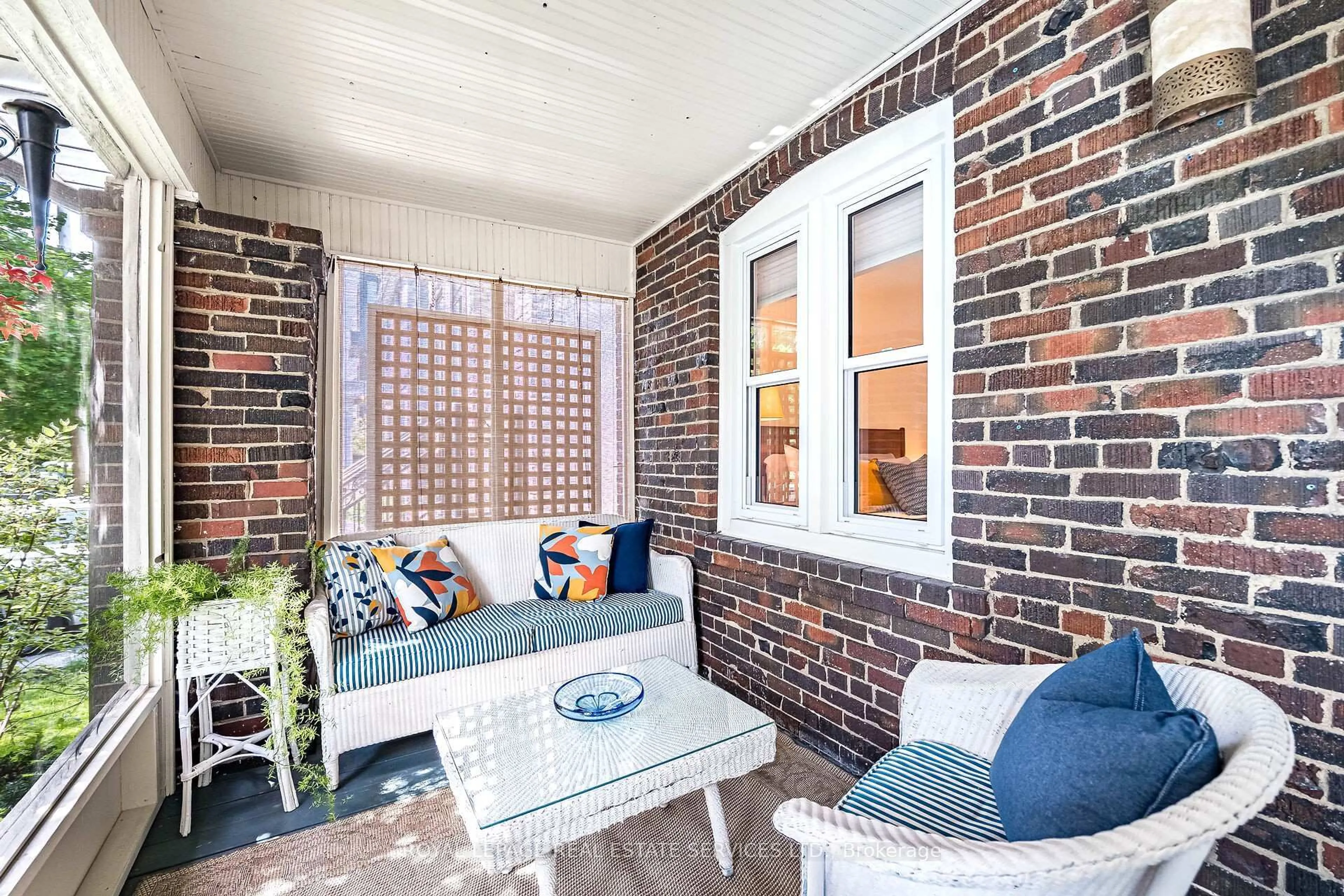 Patio, street for 39 Eighth St, Toronto Ontario M8V 3C2