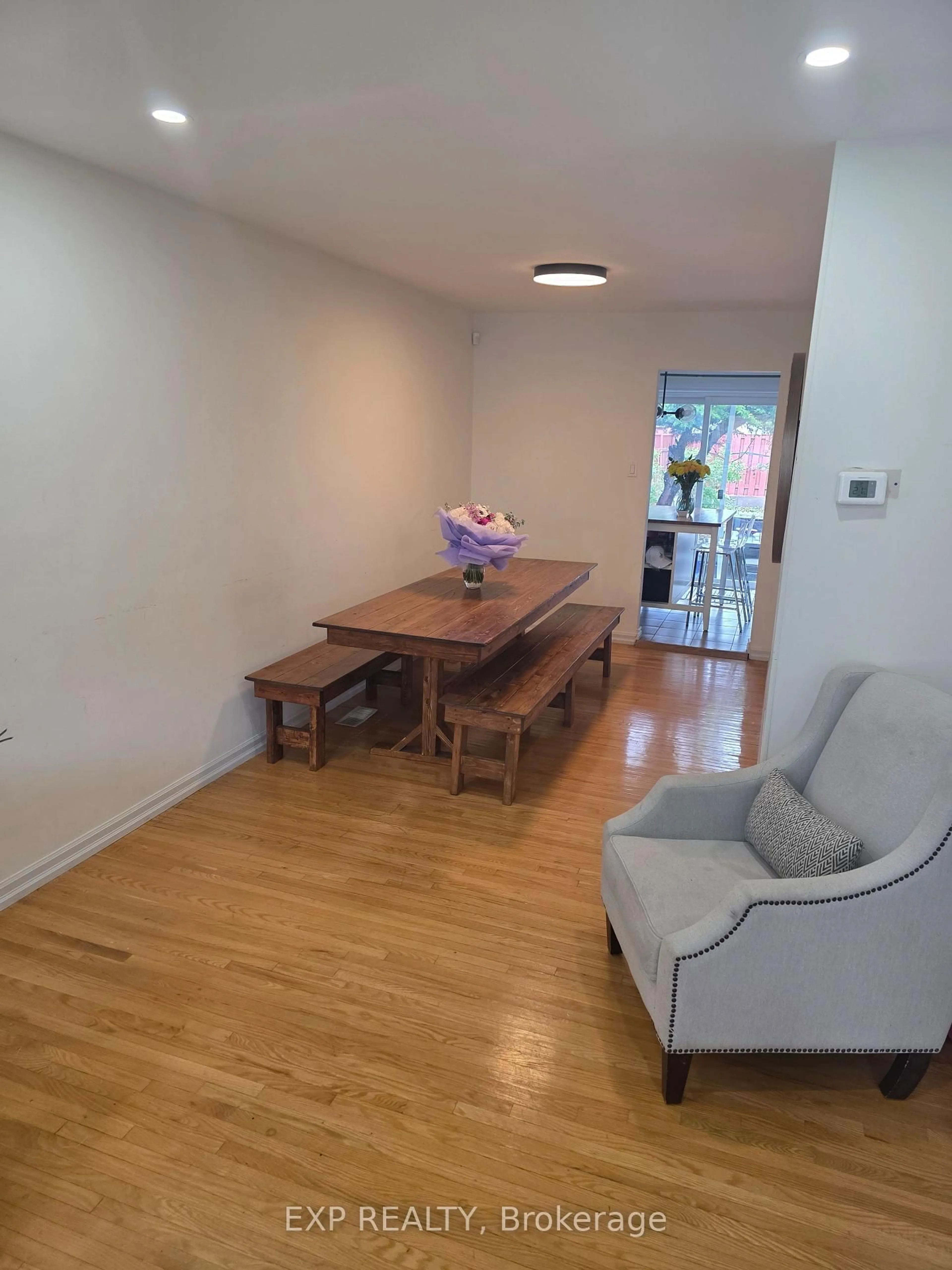 A pic of a room for 315 Montego Rd, Mississauga Ontario L5B 1C6