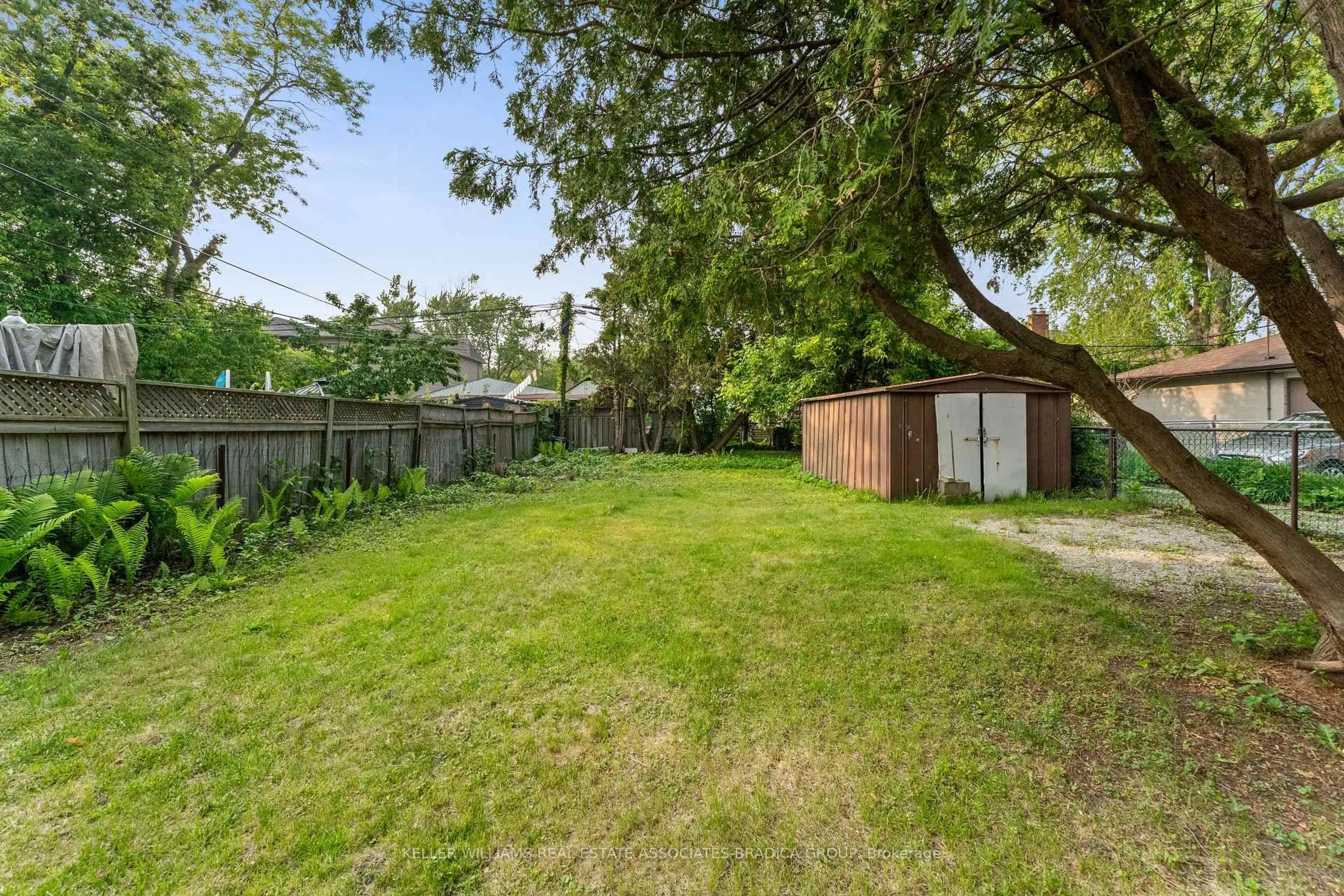 Unknown for 62 Elder Ave, Toronto Ontario M8W 1S4