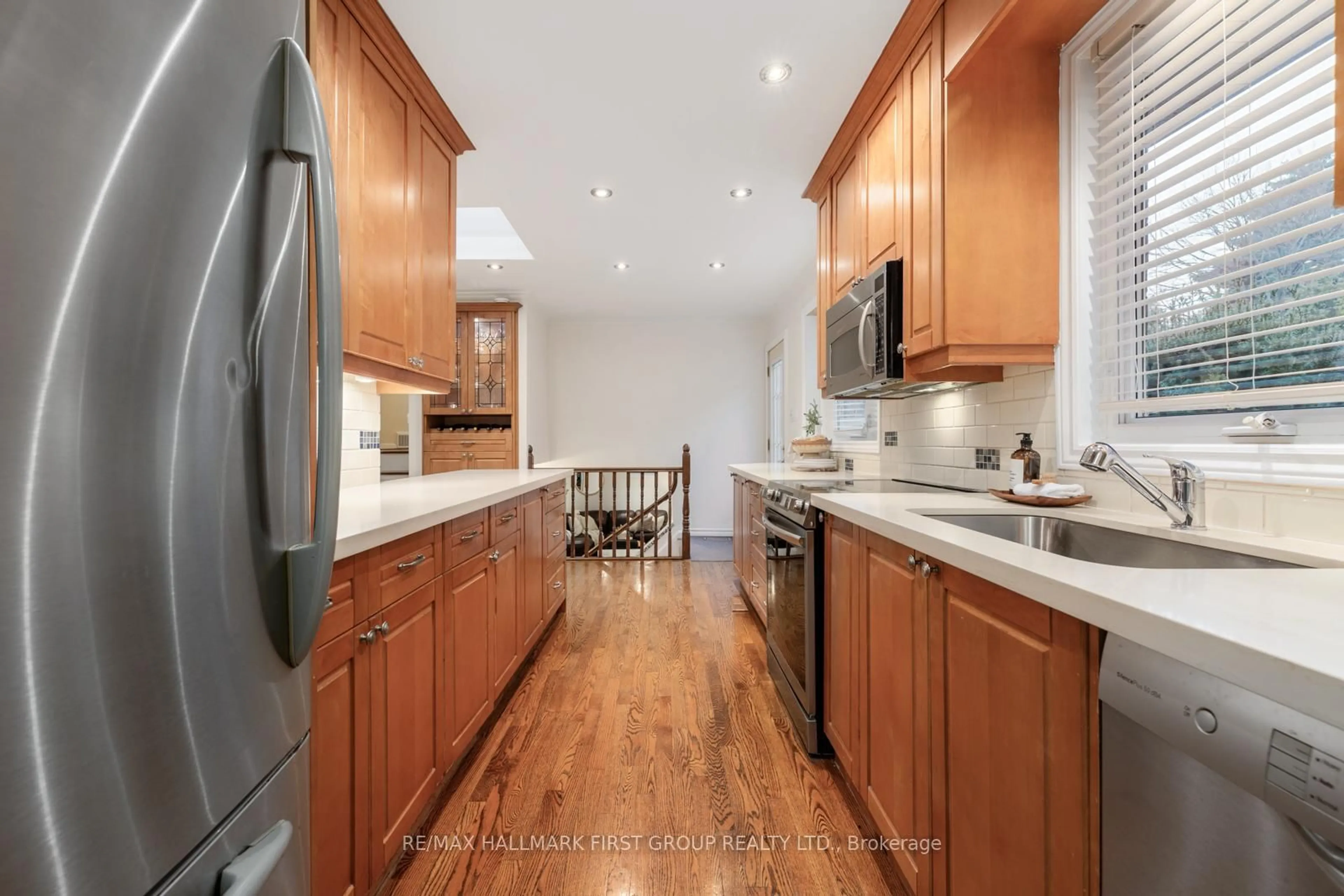 Unknown for 2647 Misener Cres, Mississauga Ontario L5K 1M9