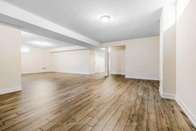 Additional image 2 of 1467 WELLWOOD TERRACE