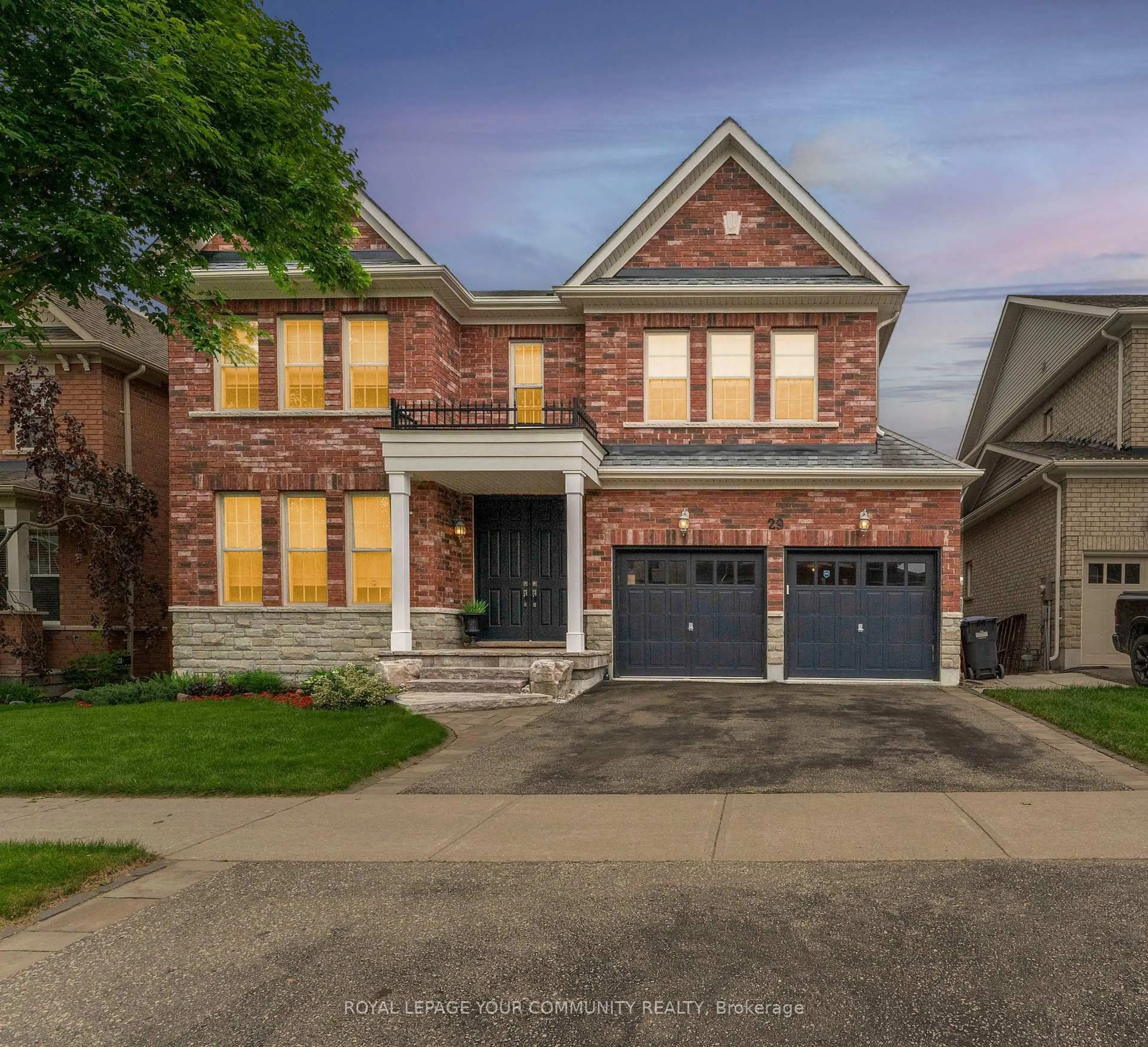 Home with brick exterior material, street for 29 Paisley Green Ave, Caledon Ontario L7C 3R8