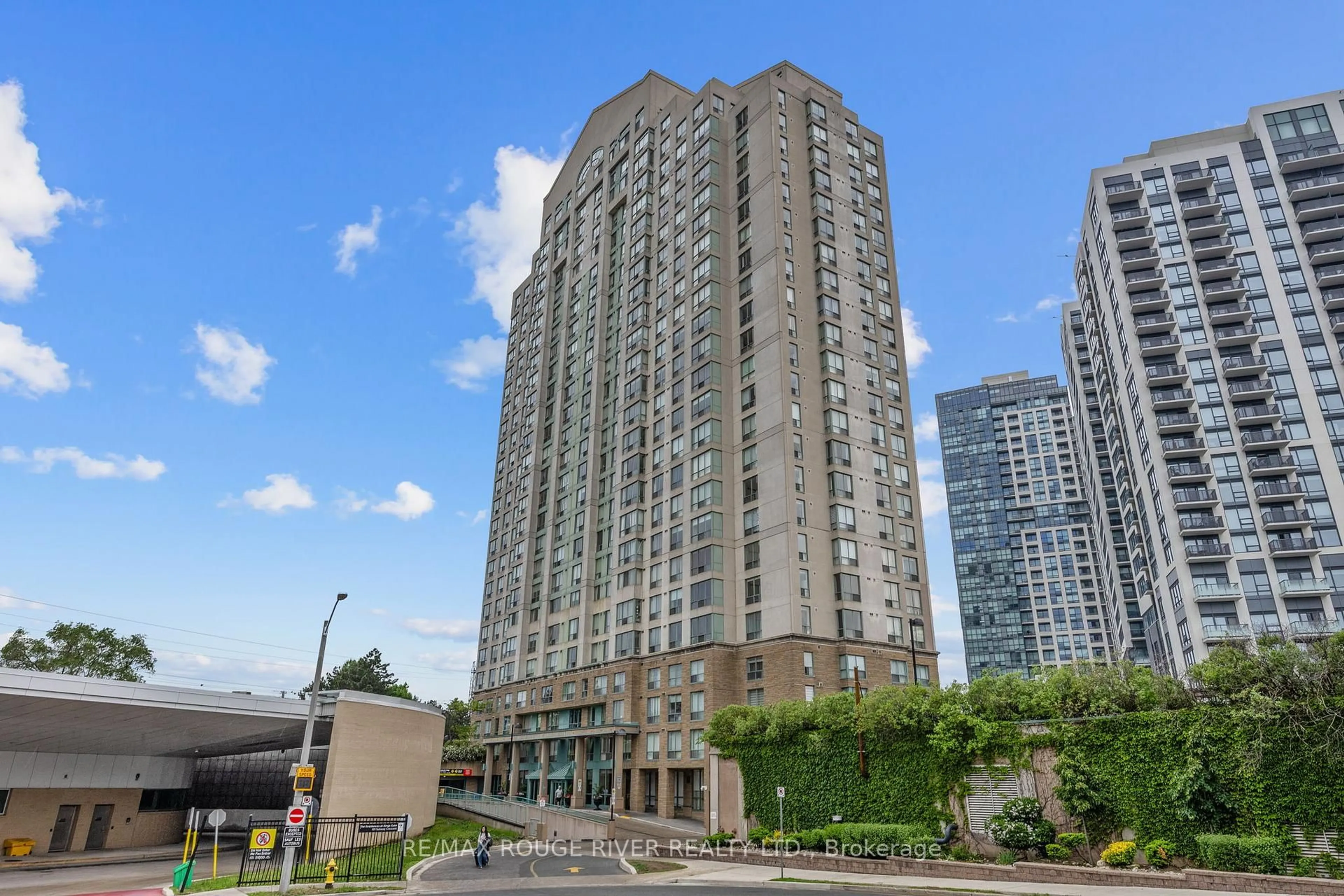 Patio, unknown for 101 Subway Cres #PH 301, Toronto Ontario M9B 6K4