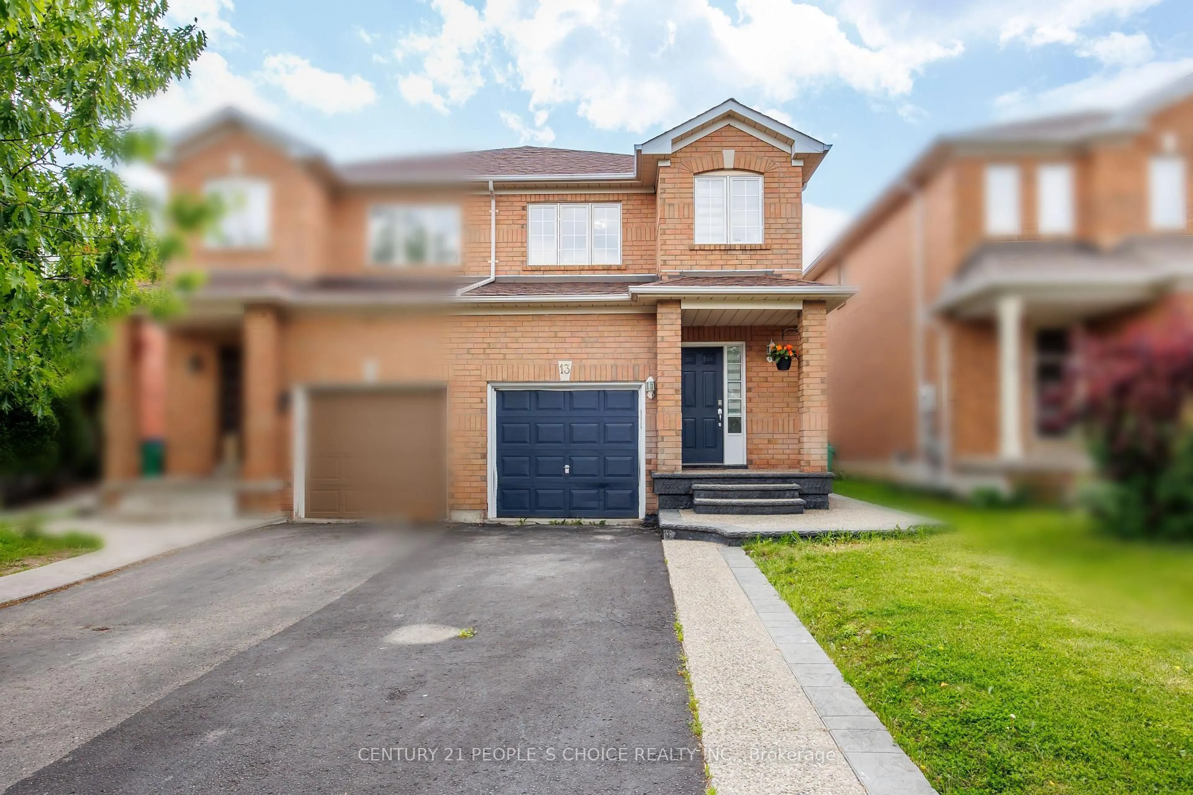Home with brick exterior material, street for 13 Melissa Crt, Brampton Ontario L6X 4X1