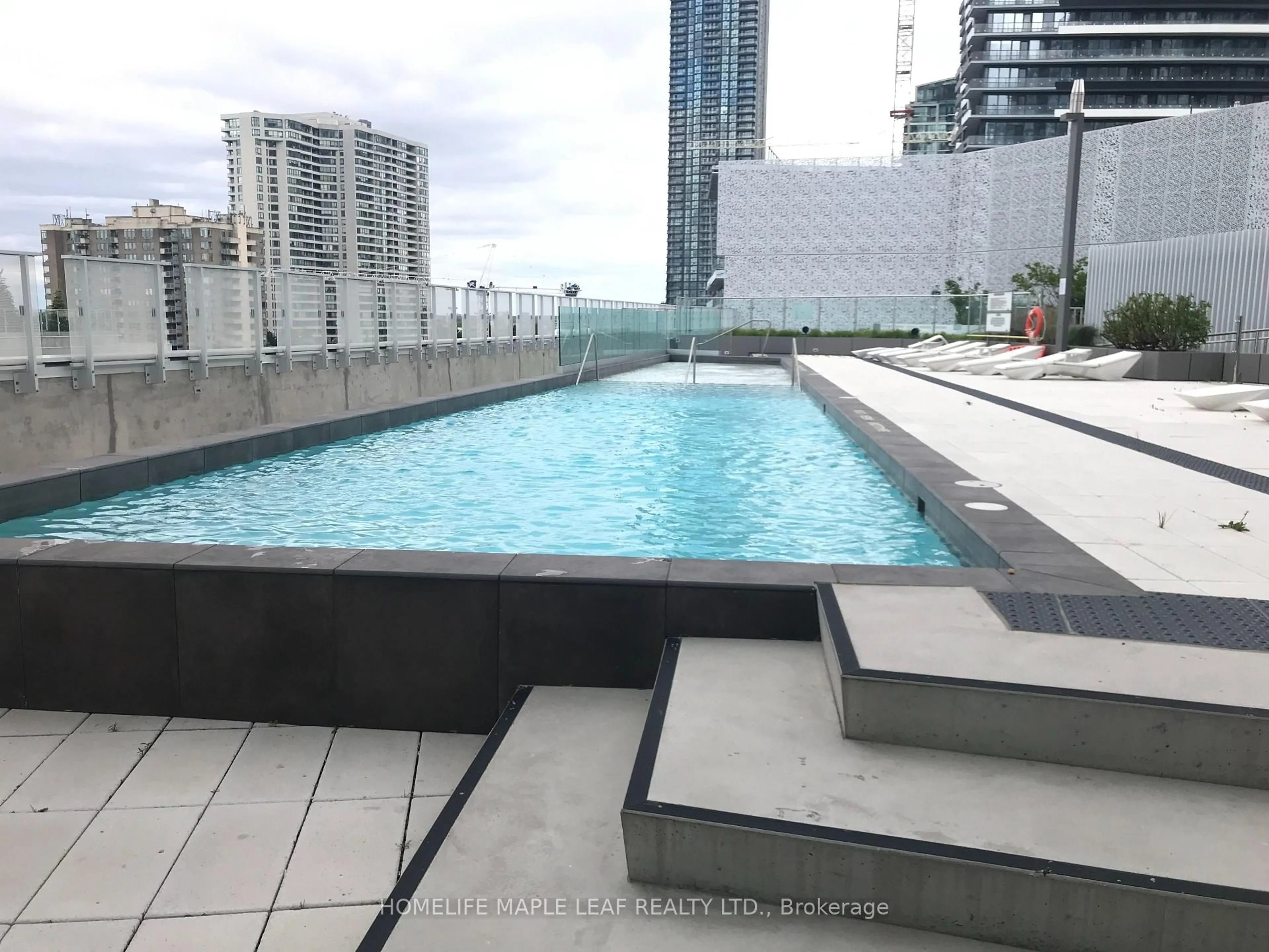 Pool for 3900 Confederation Pkwy #3902, Mississauga Ontario L5B 0M3