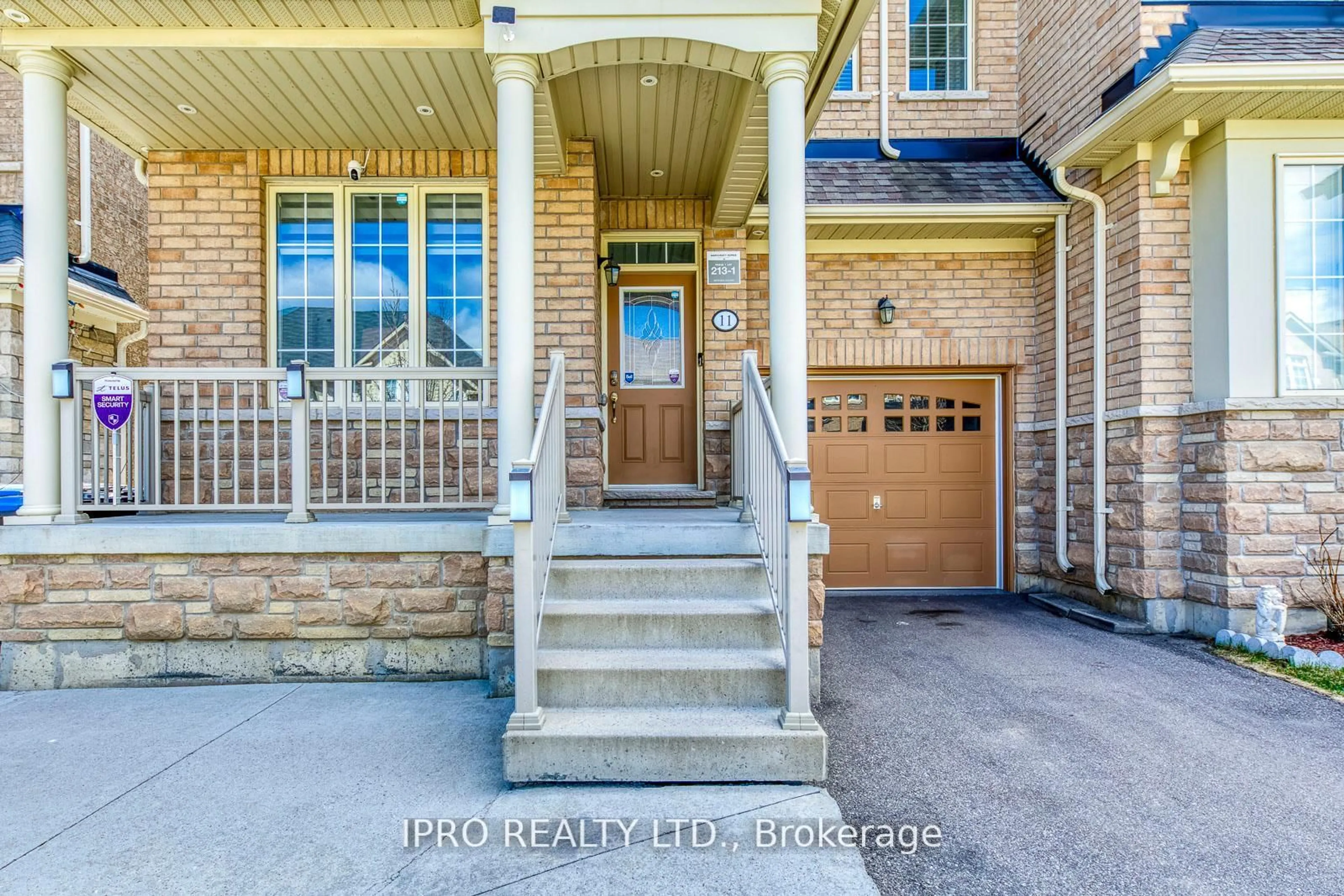 Indoor entryway for 11 Trentonian St, Brampton Ontario L6R 3W2