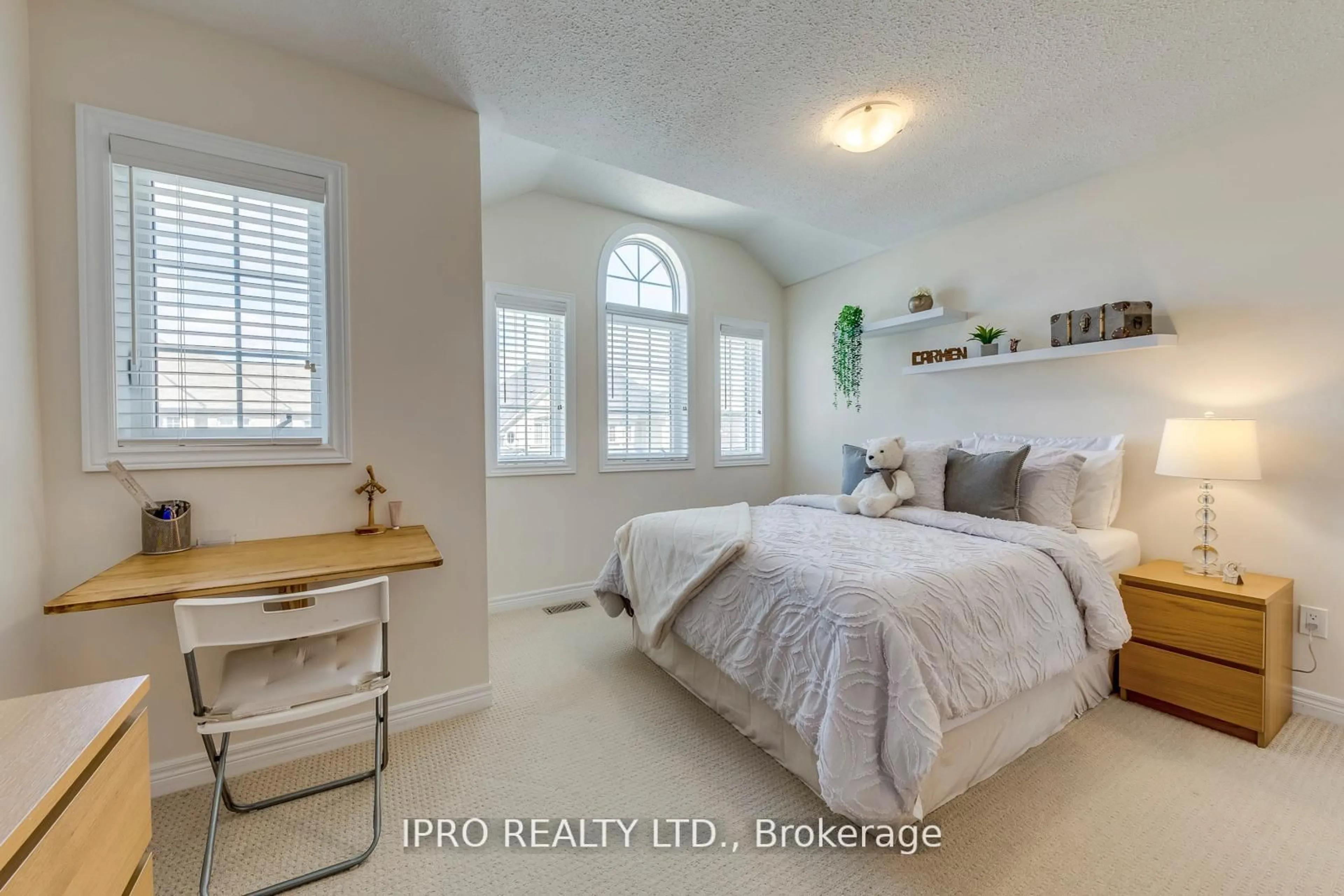 Bedroom with bed, unknown for 11 Trentonian St, Brampton Ontario L6R 3W2