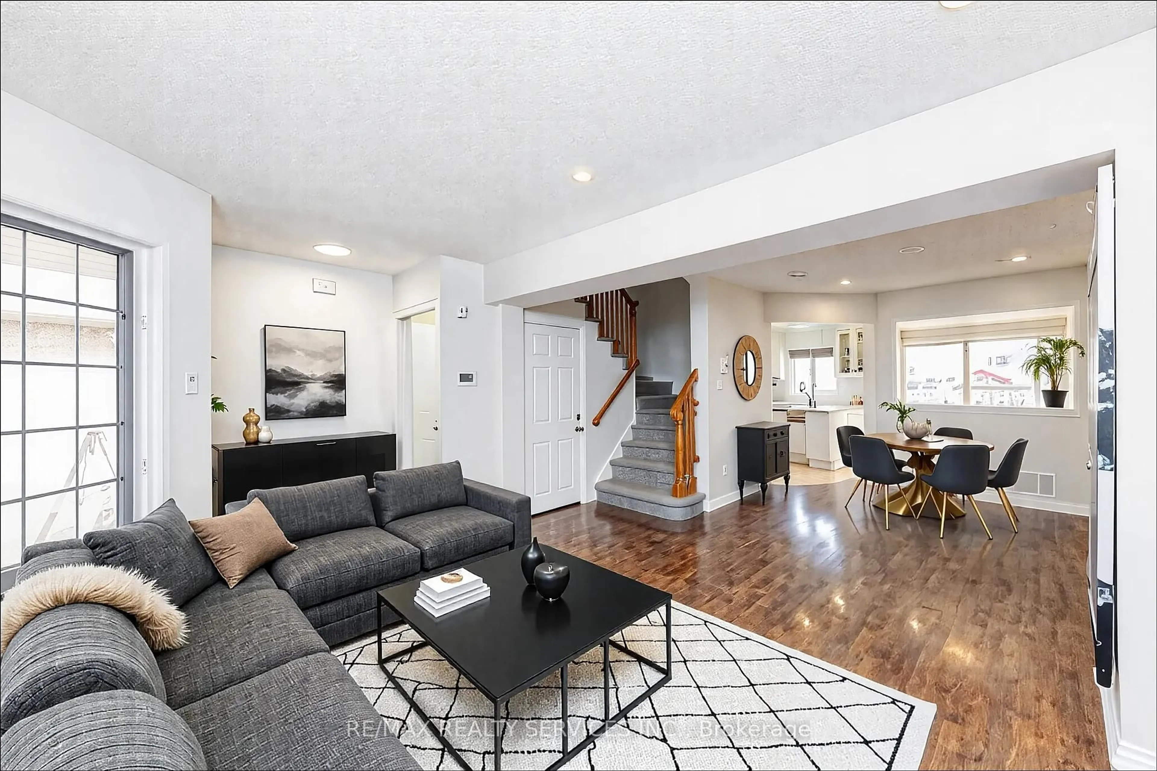 Living room with furniture, unknown for 98 Lent Cres, Brampton Ontario L6Y 4X7