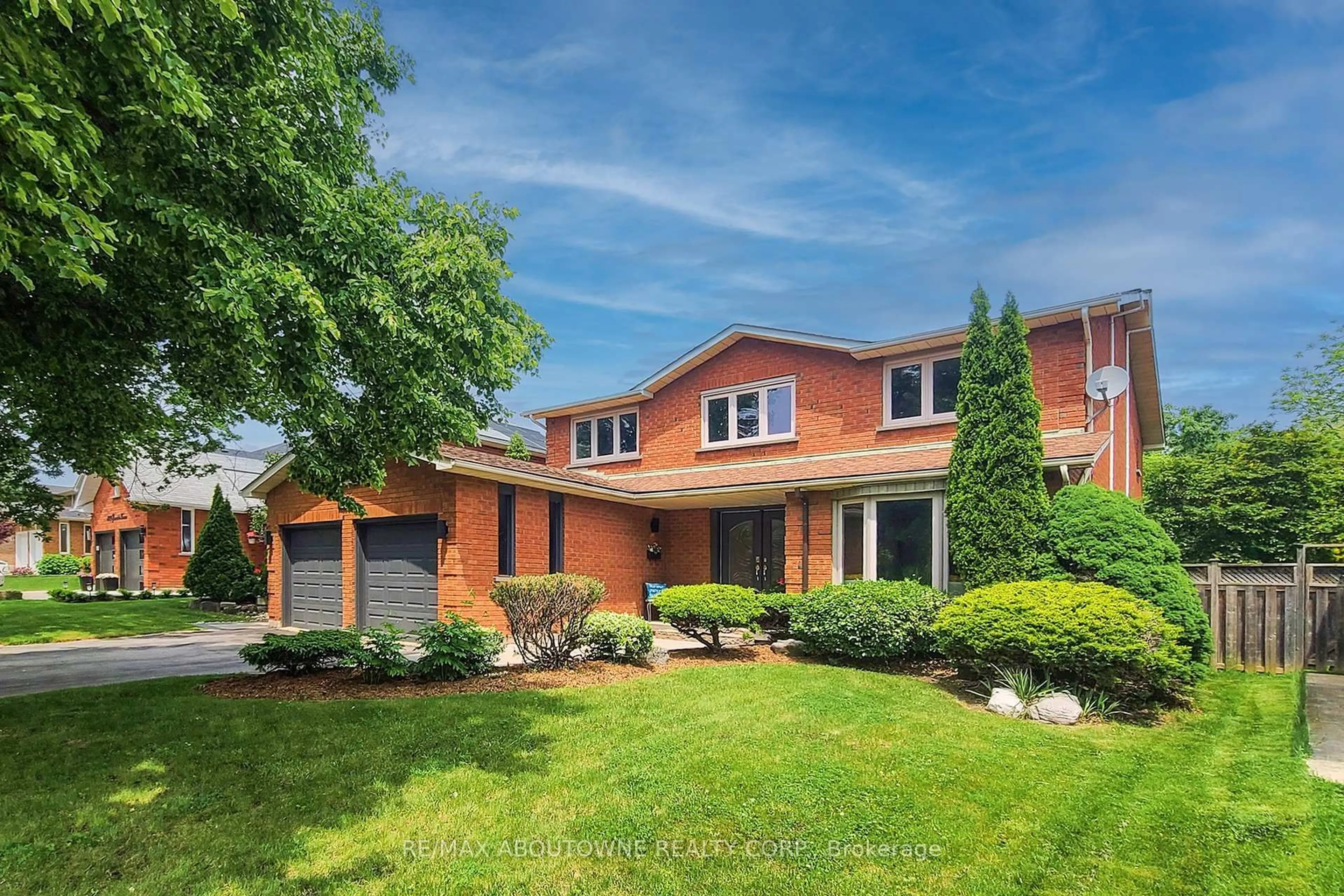 Home with brick exterior material, street for 1385 Greendale Terr, Oakville Ontario L6M 1W6