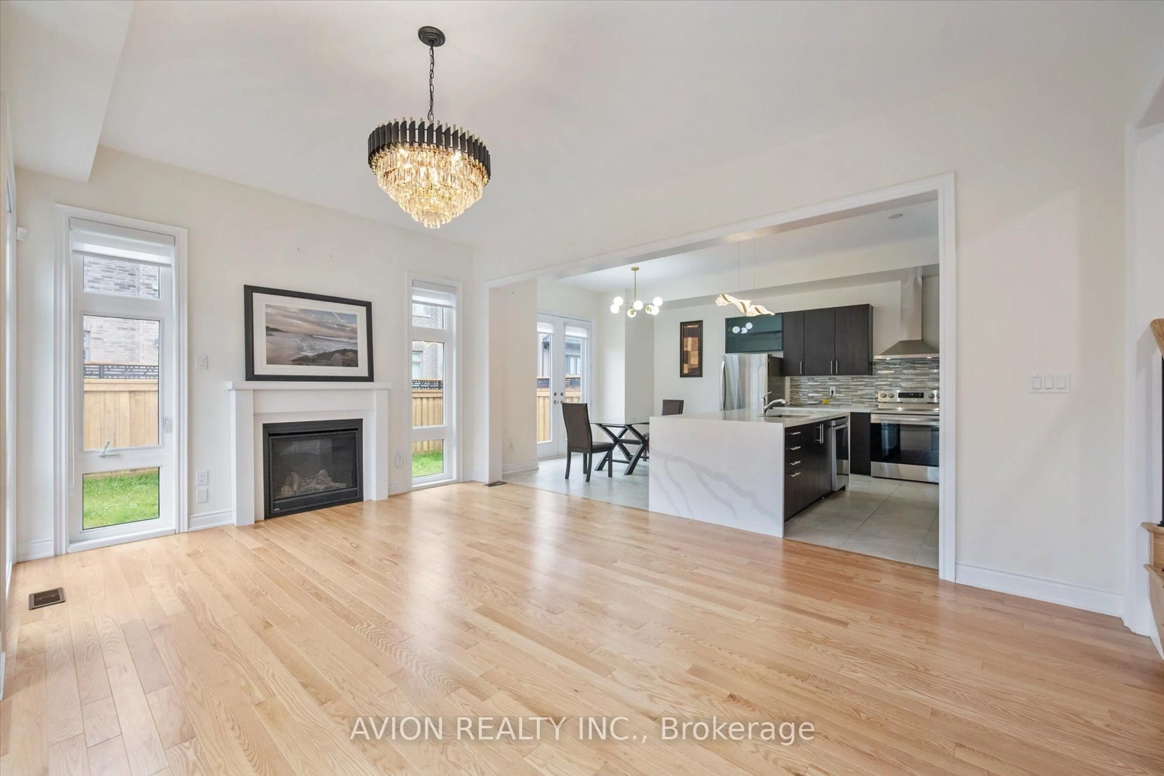 Open concept kitchen, unknown for 2417 Edward Leaver Tr, Oakville Ontario L6M 4G3