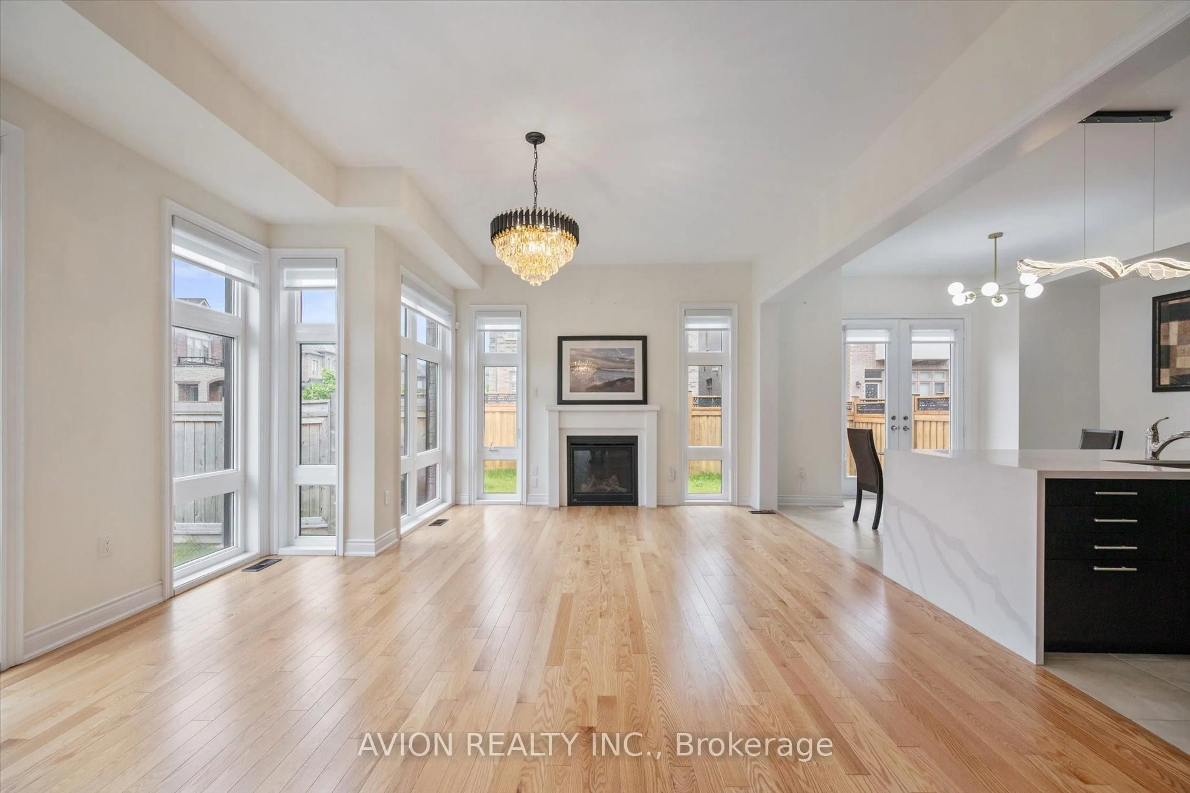 Indoor entryway for 2417 Edward Leaver Tr, Oakville Ontario L6M 4G3