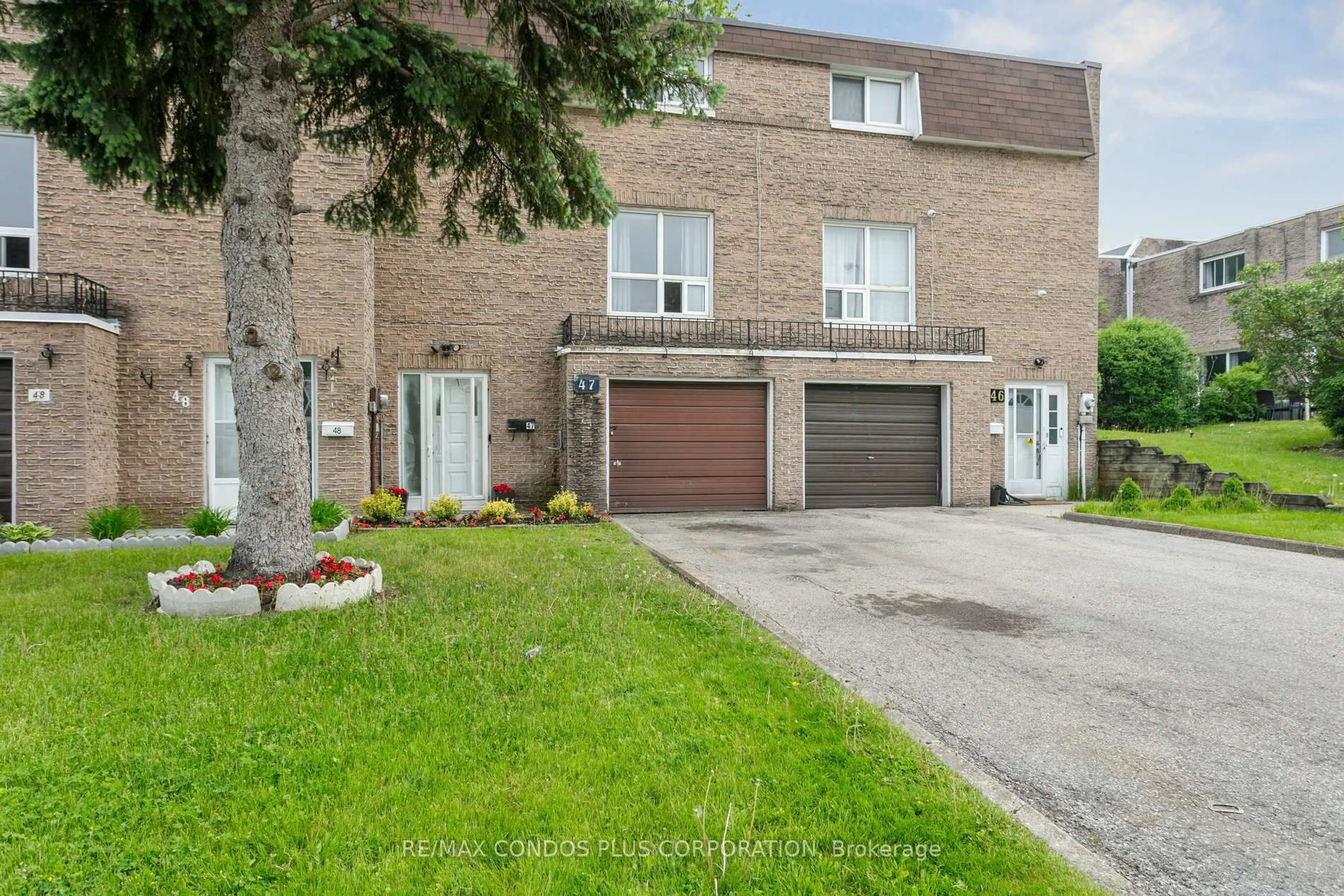 Home with brick exterior material, street for 39 Lexington Ave #47, Toronto Ontario M9V 2G4