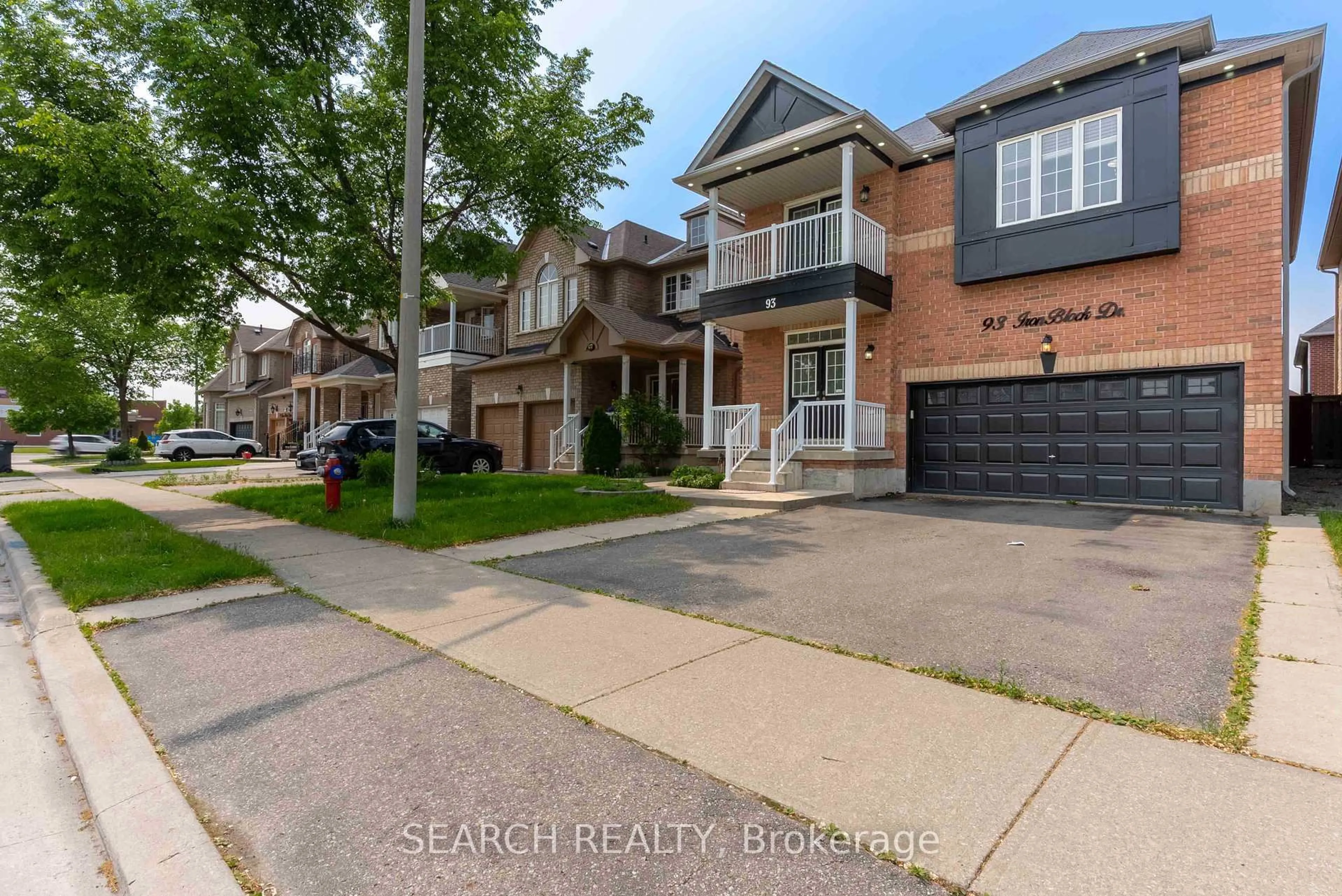 Unknown for 93 Iron Block Dr, Brampton Ontario L7A 0J1