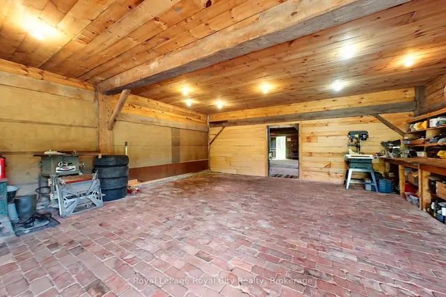 Additional property image - 1159 Campbellville Rd