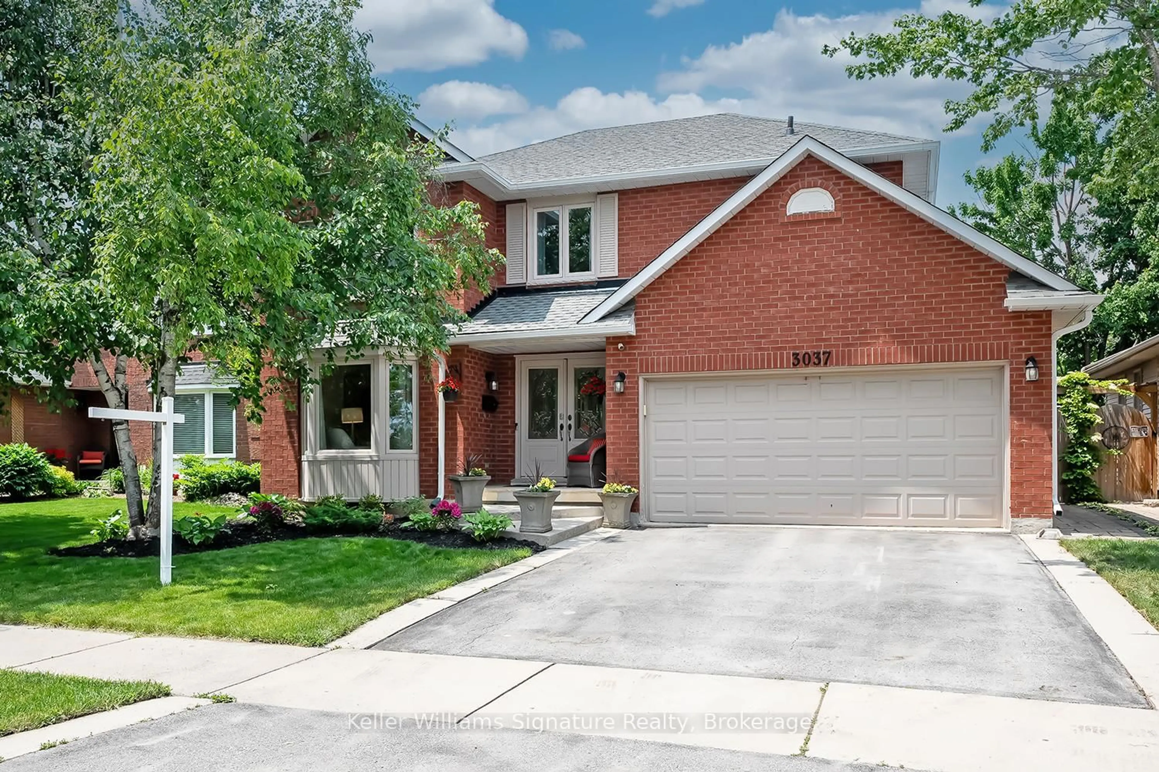 Home with brick exterior material, street for 3037 Headon Forest Dr, Burlington Ontario L7M 3Y5